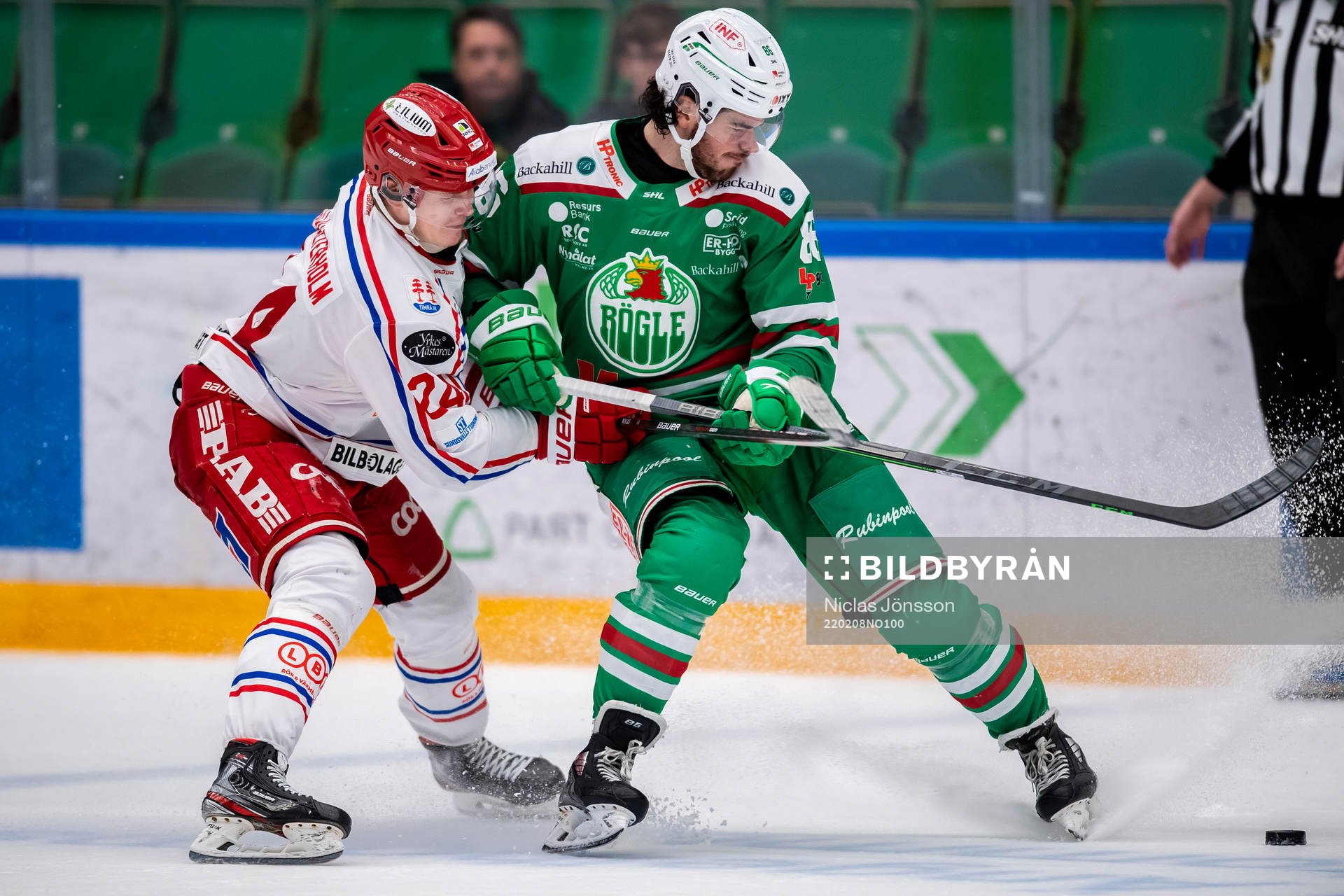 Timrås Erik Walli Walterholm  och Rögles Eric Gelinas