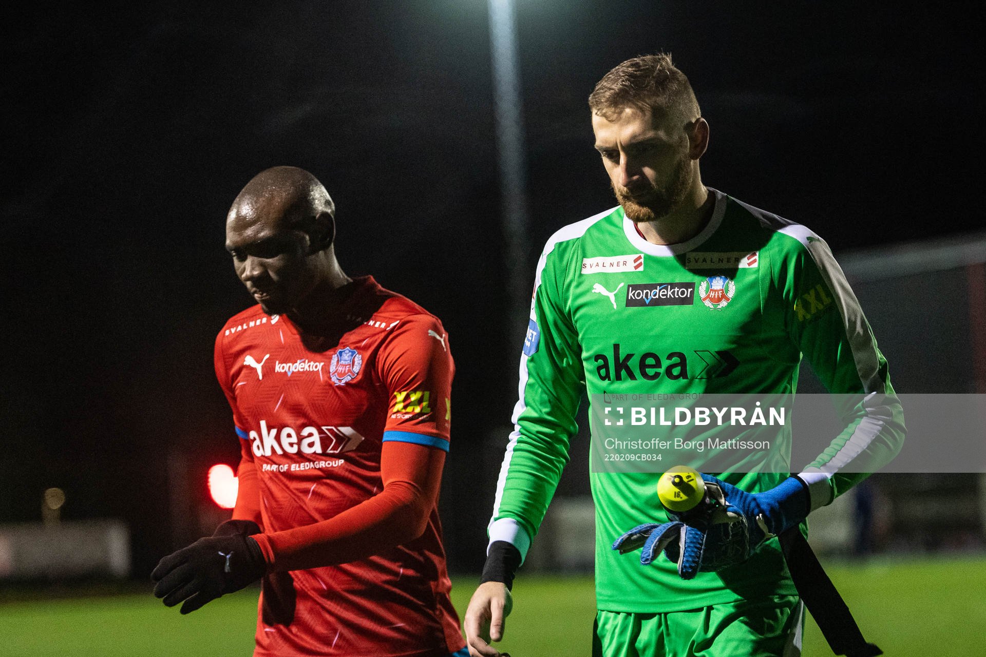 Helsingborgs Ravy Tsouka-Dozi och målvakt Alexander Nilsson