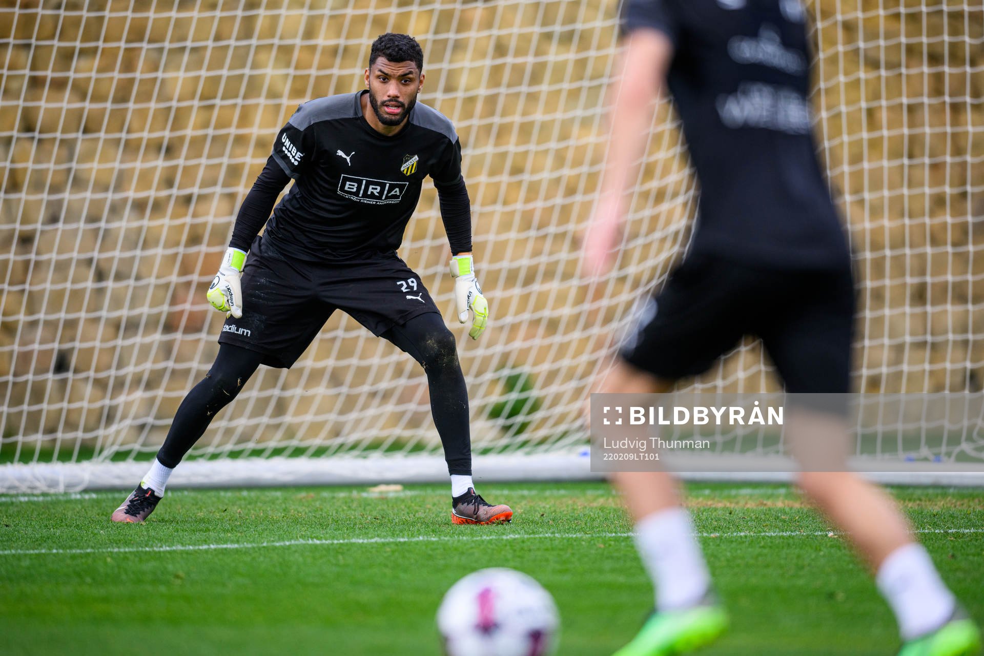 Målvakt Jonathan Ursin Rasheed under en fotbollsträning med Häcken den 9 februari 2022 i Marbella. 