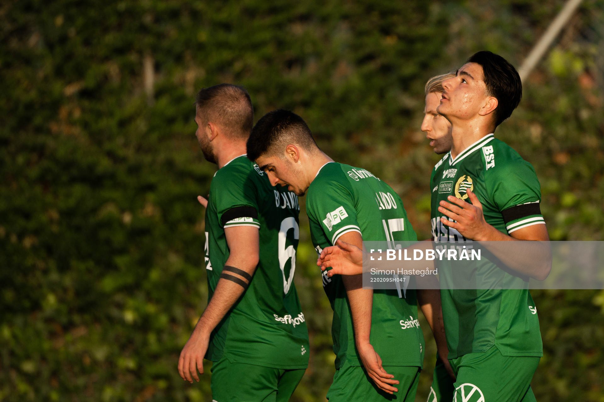Jusef Erabi of Hammarby celebrate the 5-0 goal