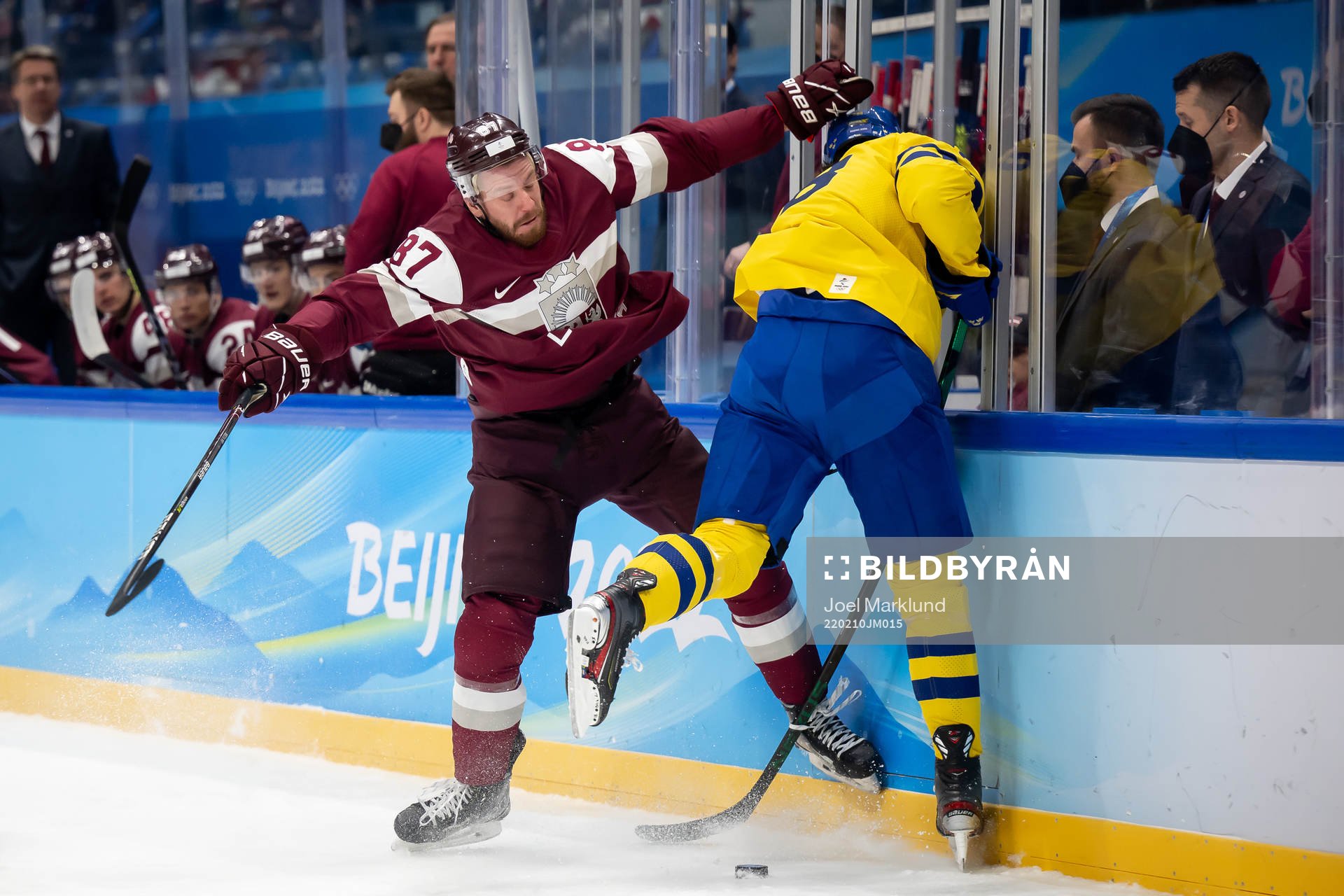 Gints Meija of Latvia and Dennis Everberg of Sweden in an