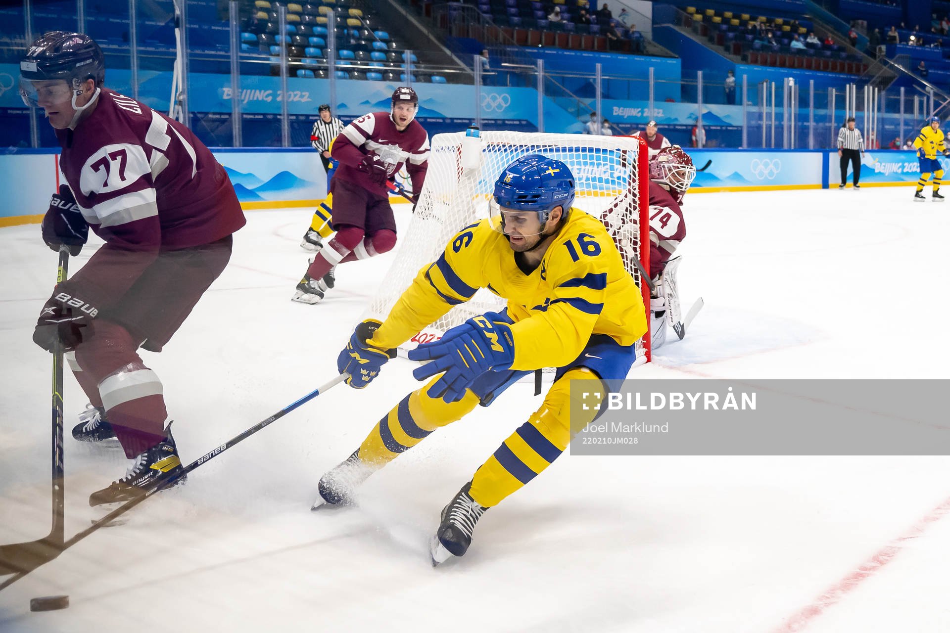 Kristaps Zile of Latvia and Marcus Krüger of Sweden in an