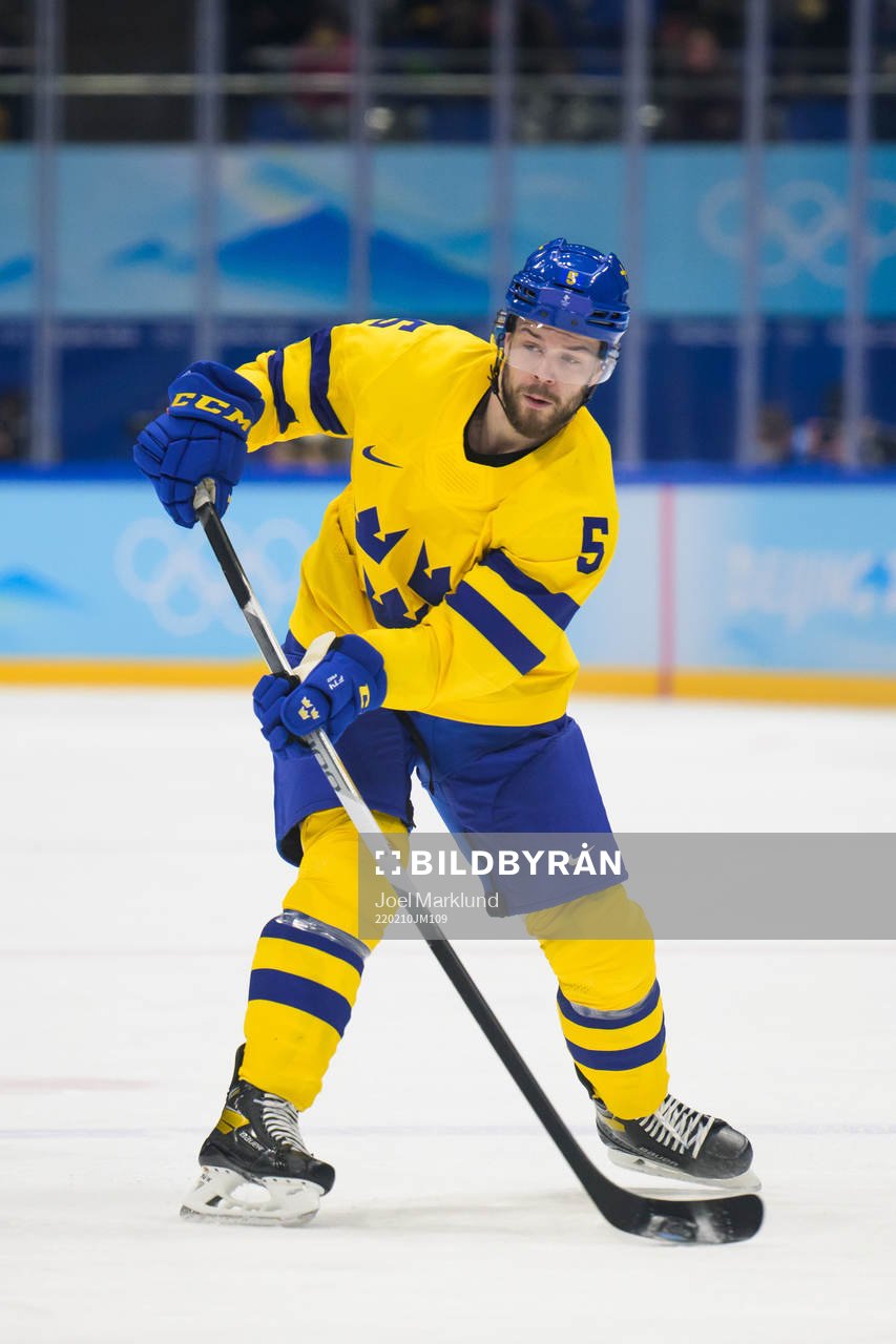 Oscar Fantenberg of Sweden in an ice hockey preliminary