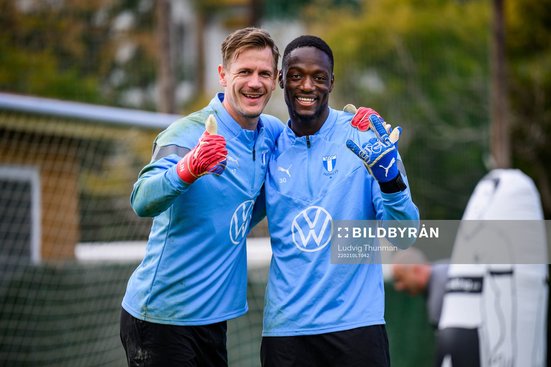 Målvakt Johan Dahlin och målvakt Ismael Diawara