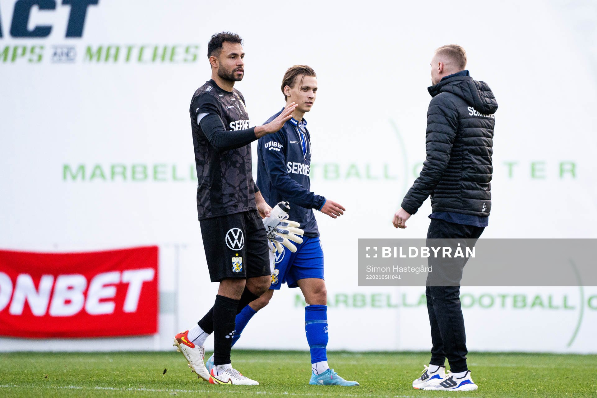 Goalkeeper Warner Hahn, Noah Alexandersson and Sebastian