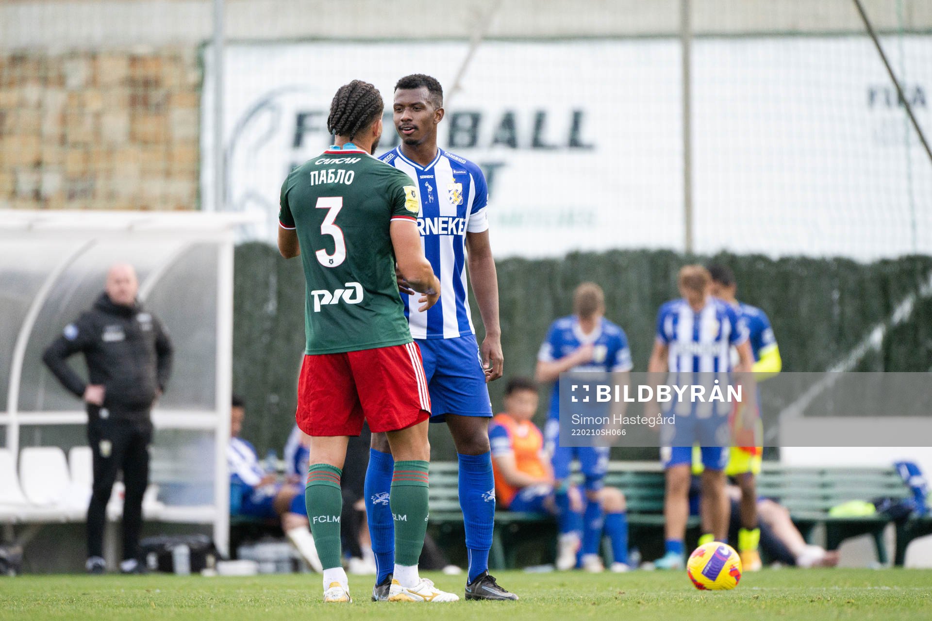 Castro Pablo of Lokomotiv Moscow and Bernardo Vilar Estevao