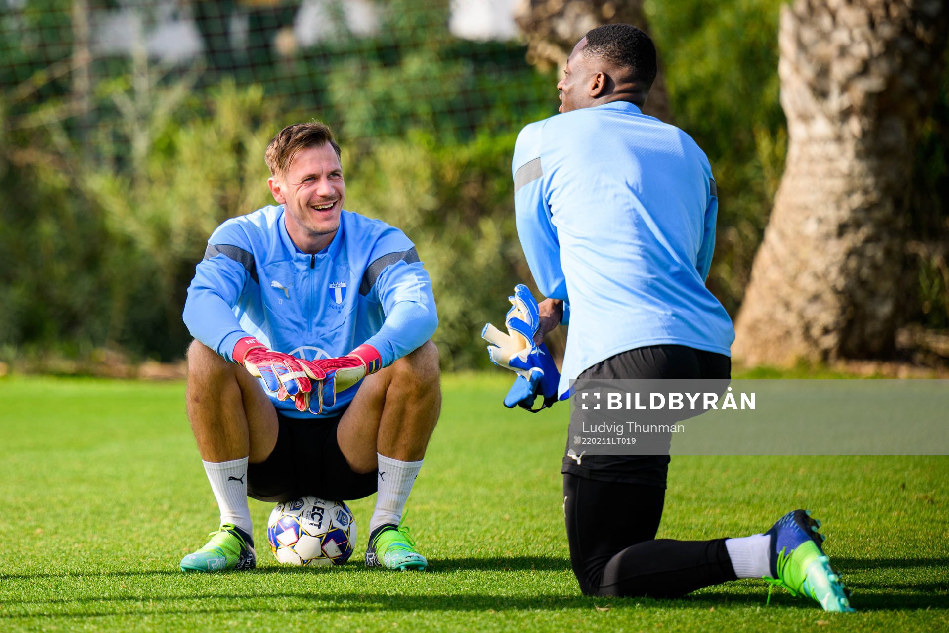 Målvakt Johan Dahlin och målvakt Ismael Diawara