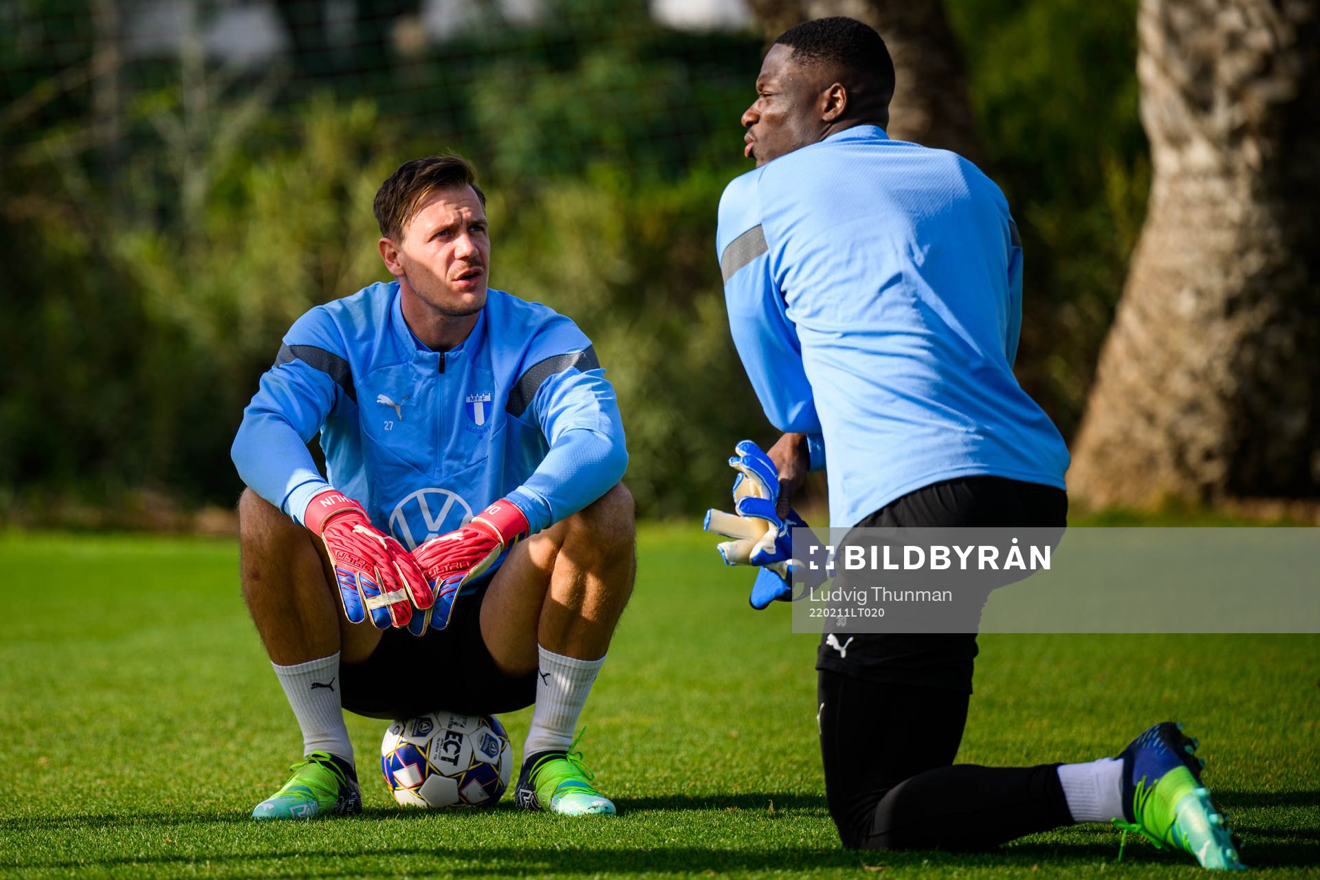 Målvakt Johan Dahlin och målvakt Ismael Diawara