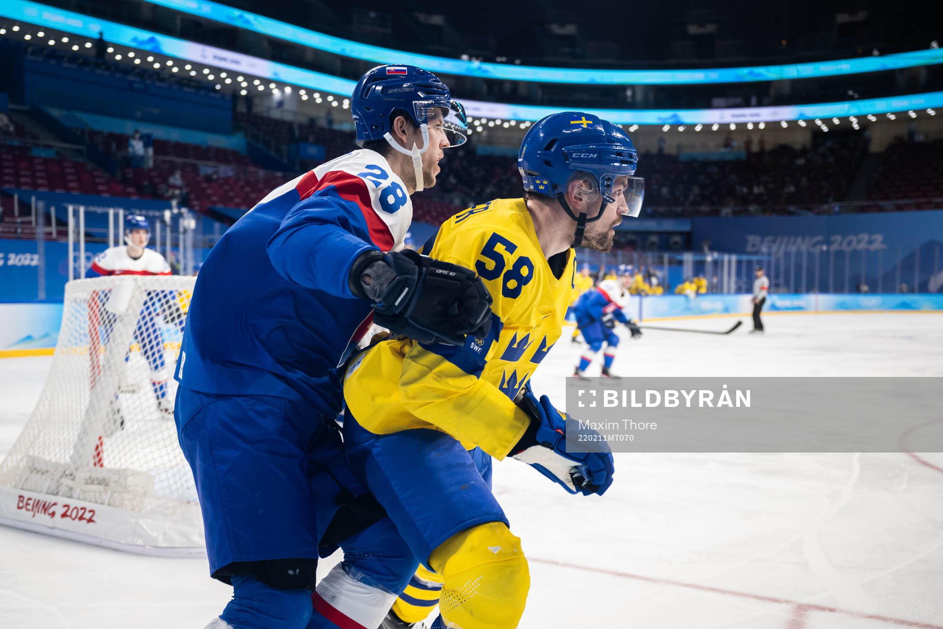 Martin Gernat of Slovakia and Anton Lander of Sweden in an