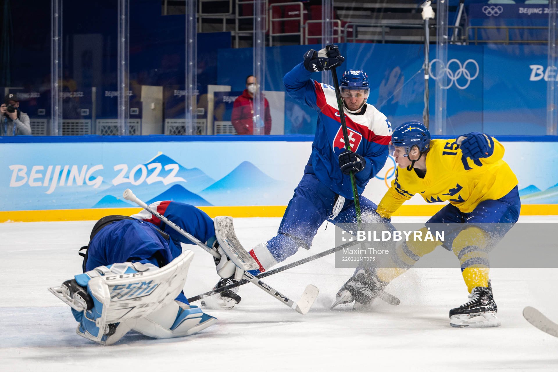 Martin Marincin of Slovakia and Gustav Rydahl of Sweden in