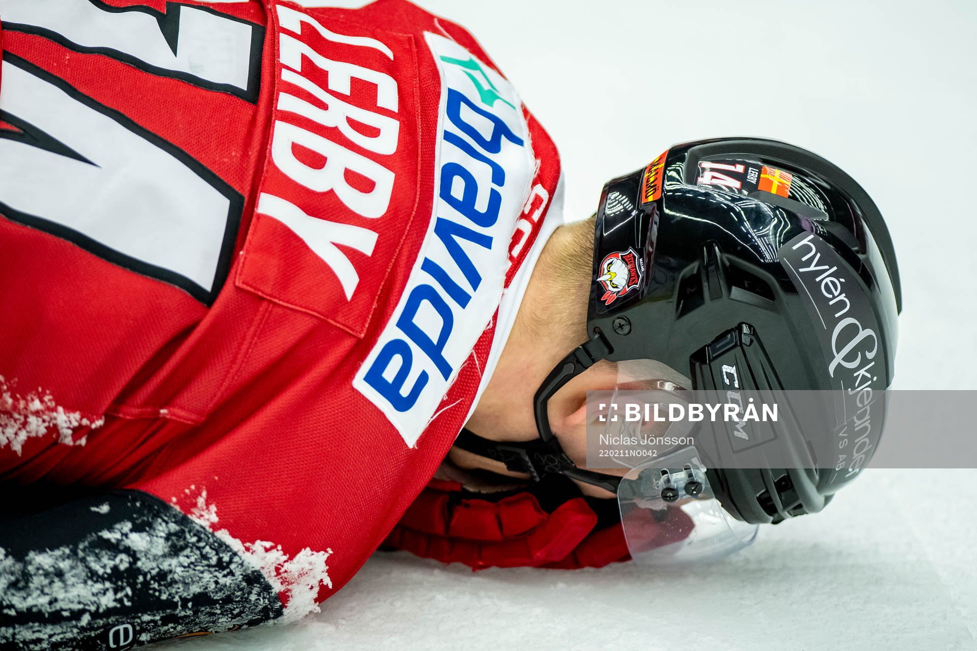 Malmö Redhawks Carl-Johan Lerby har ont