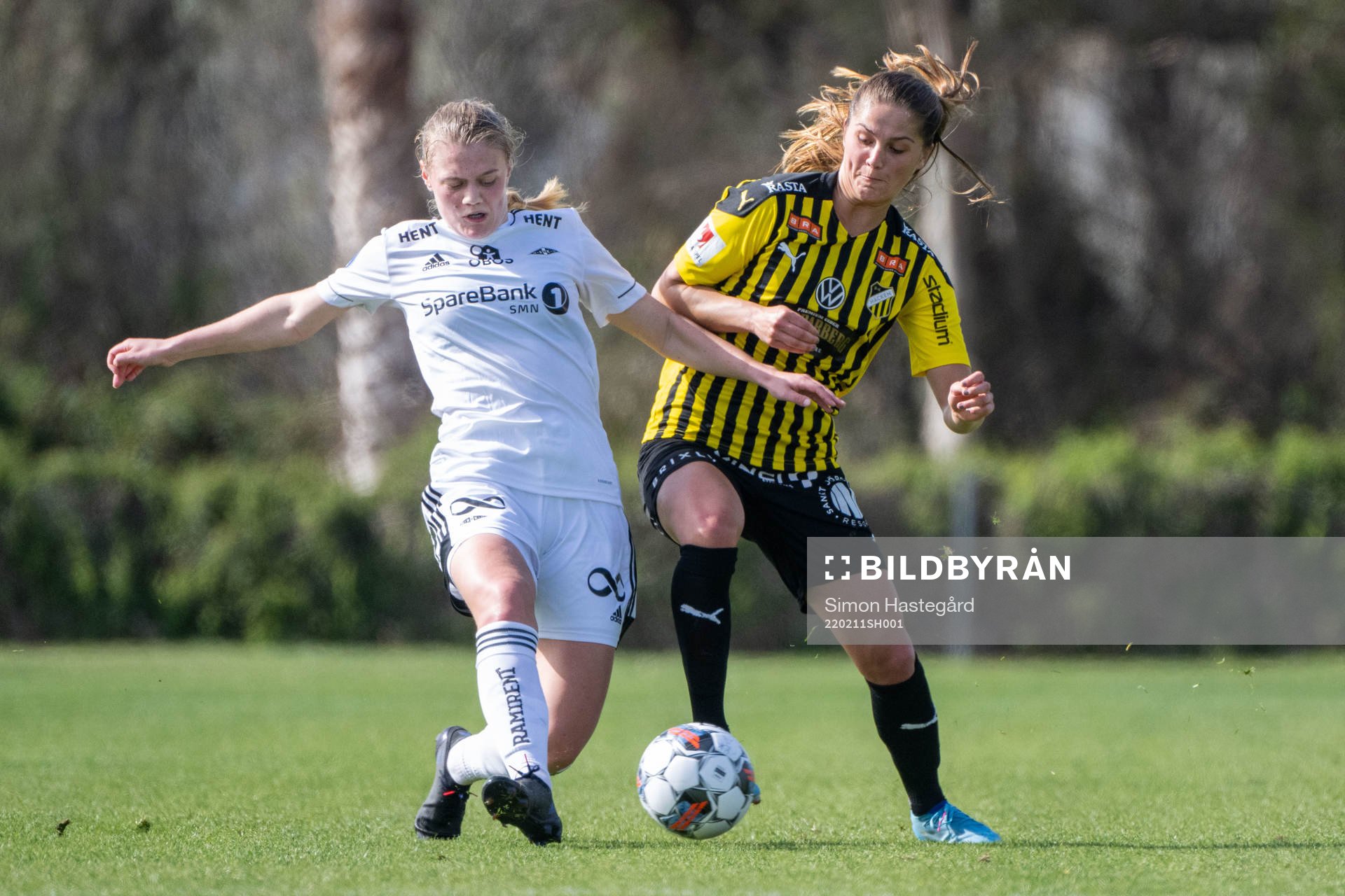 Mathilde Hauge Harviken of Rosenborg and Mille Gejl Jensen