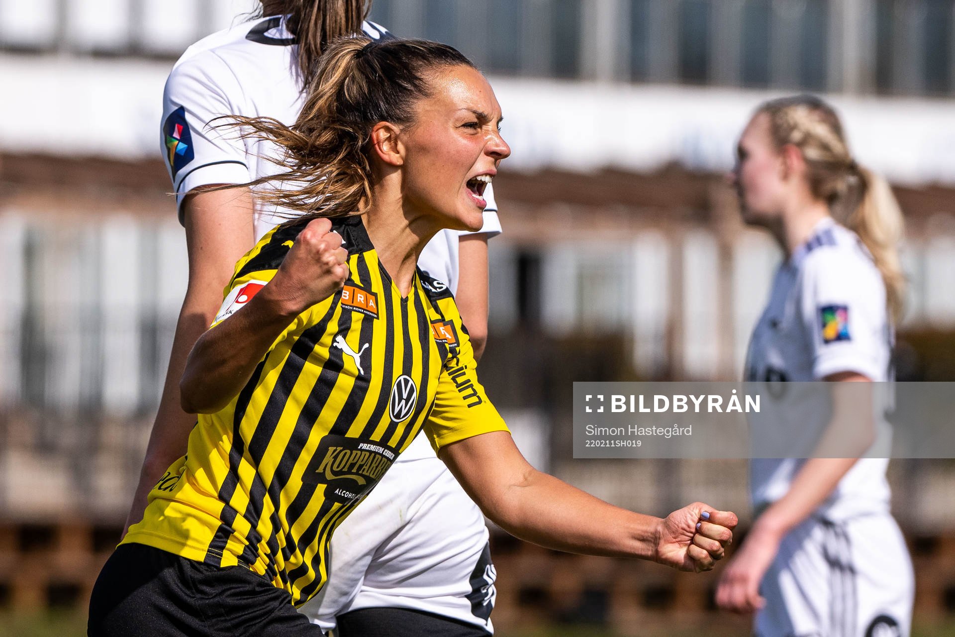 Johanna Rytting Kaneryd of Häcken celebrates scoring 3-1