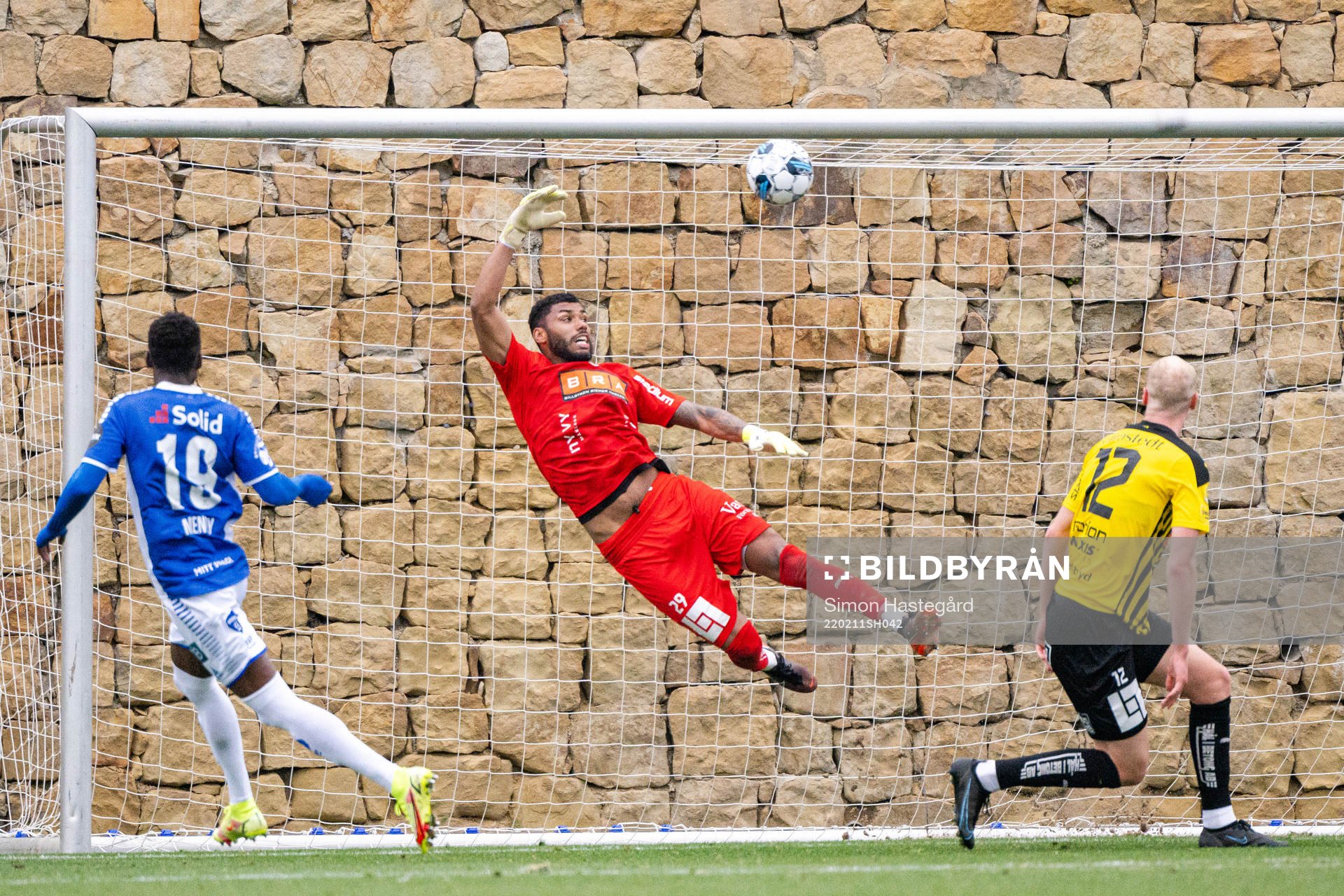 Goalkeeper Jonathan Ursin Rasheed of Häcken