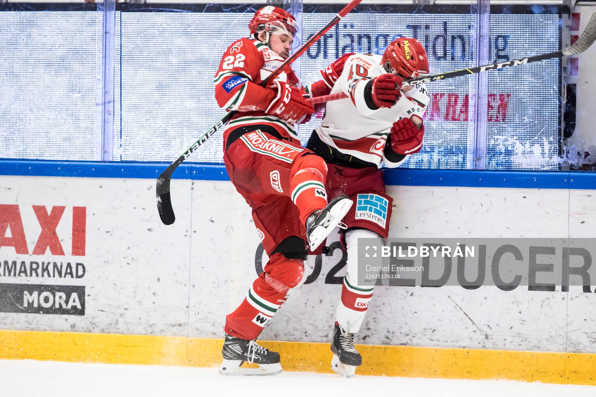 Moras Måns Carlsson och Modos David Bernhardt