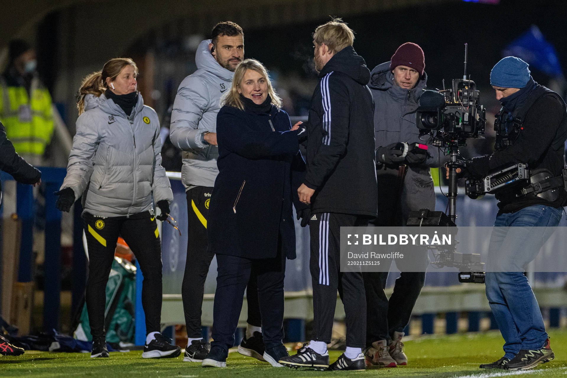 Emma Hayes, head coach of Chelsea, and Jonas Eidevall, head