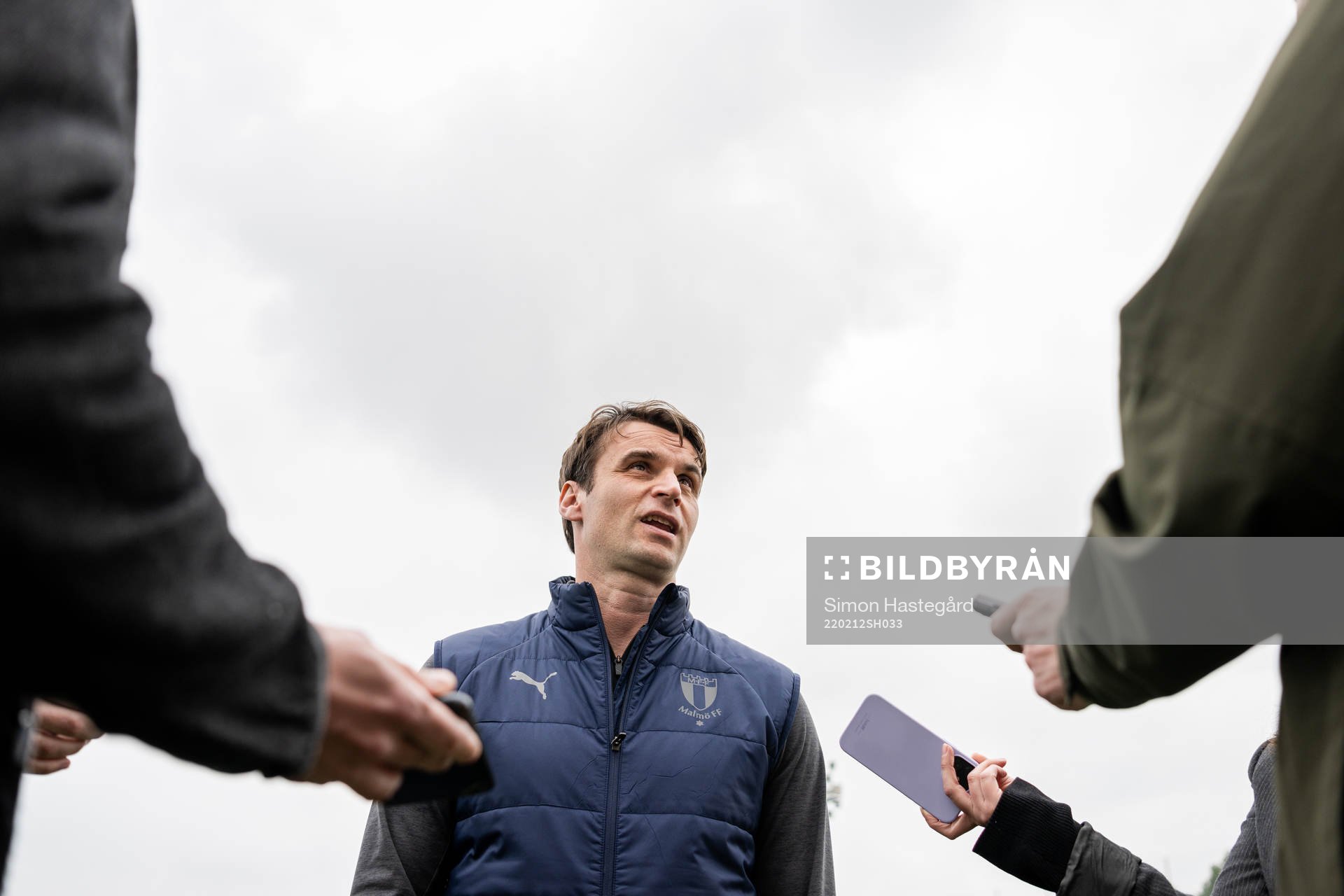 Head coach Milos Milojevic  of Malmö FF talks with the
