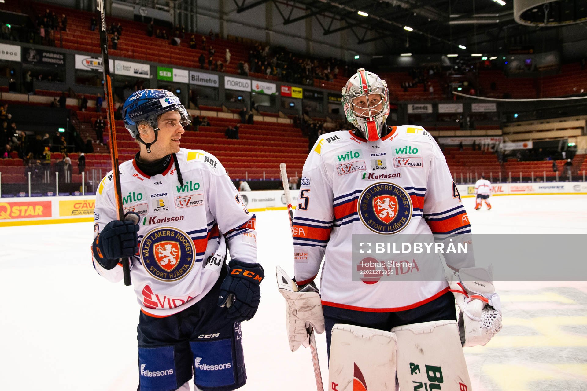 Växjös Julius Nättinen och målvakt Henrik Tikkanen