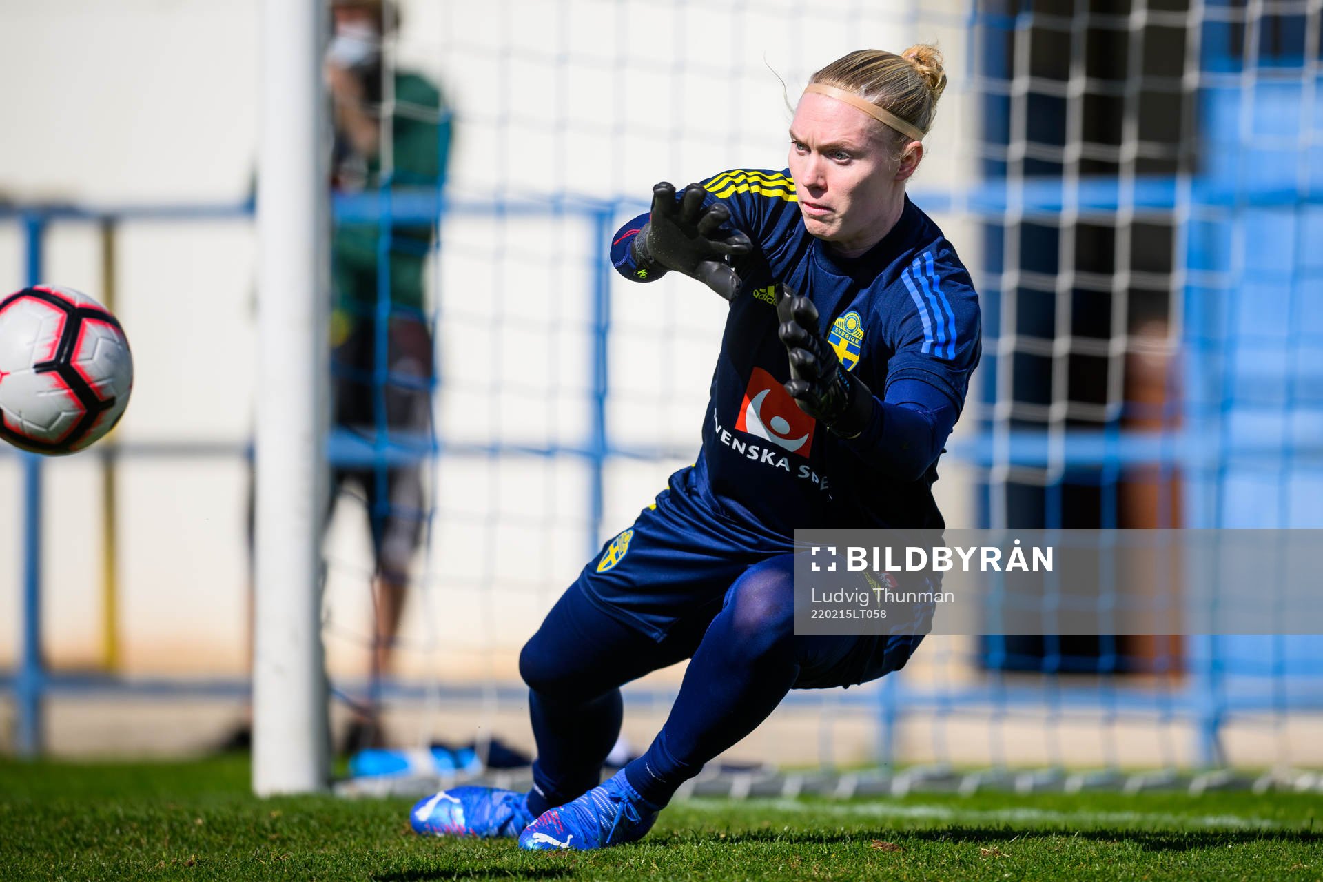 Goalkeeper Hedvig Lindahl