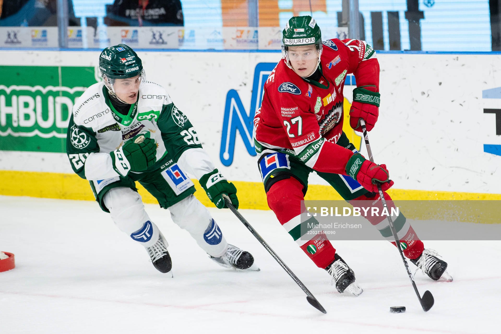 Färjestads Joel Nyström och Frölundas Teodor Niederbach