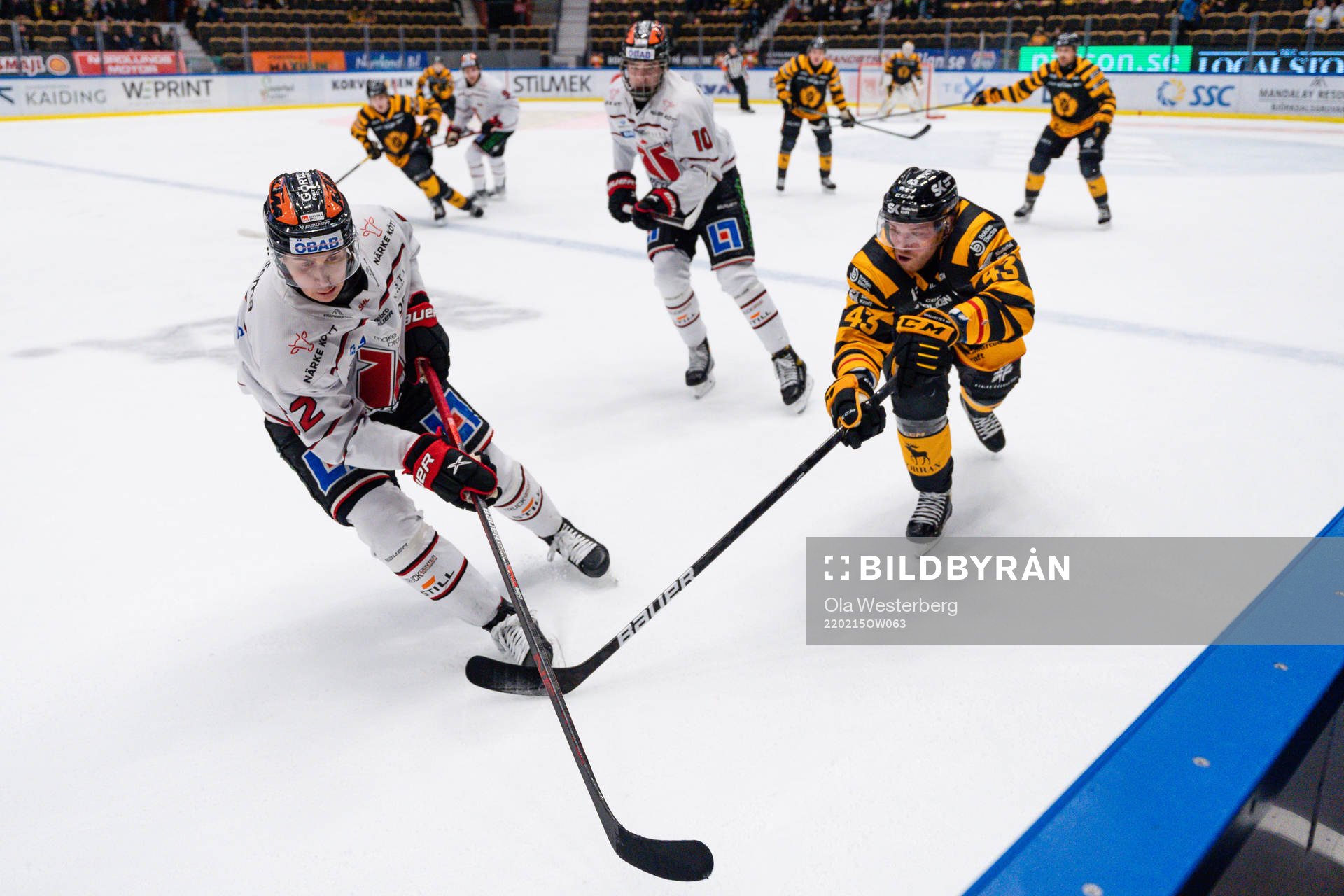 Örebros Robert Leino och Skellefteås Filip Sandberg