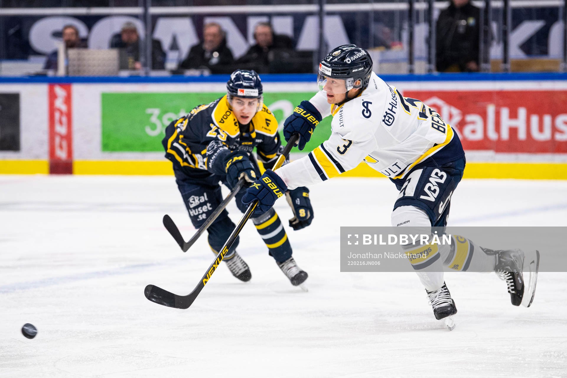 s Daniel Bertov och Södertäljes Daniel Ljungman