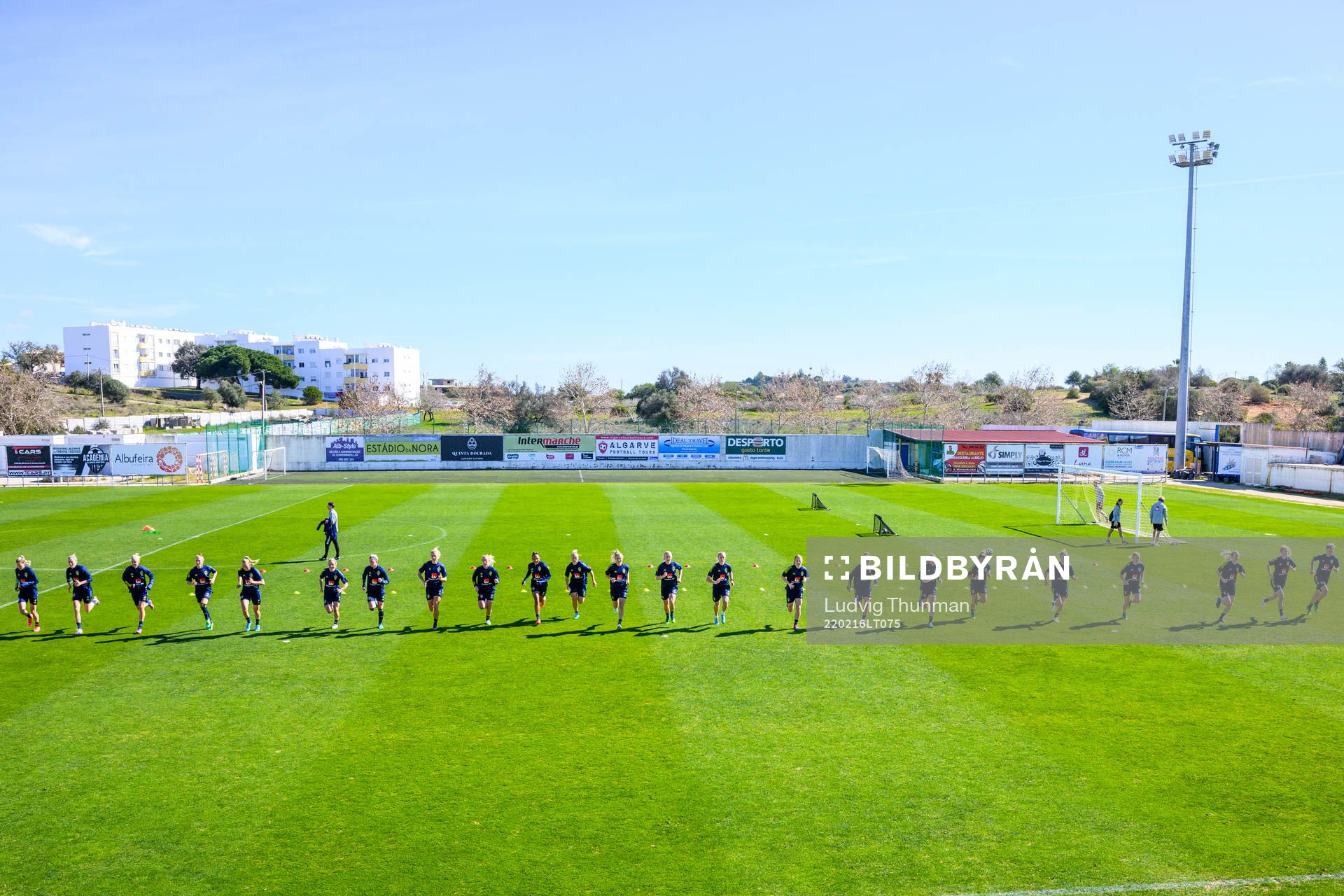 Players of Sweden warm up
