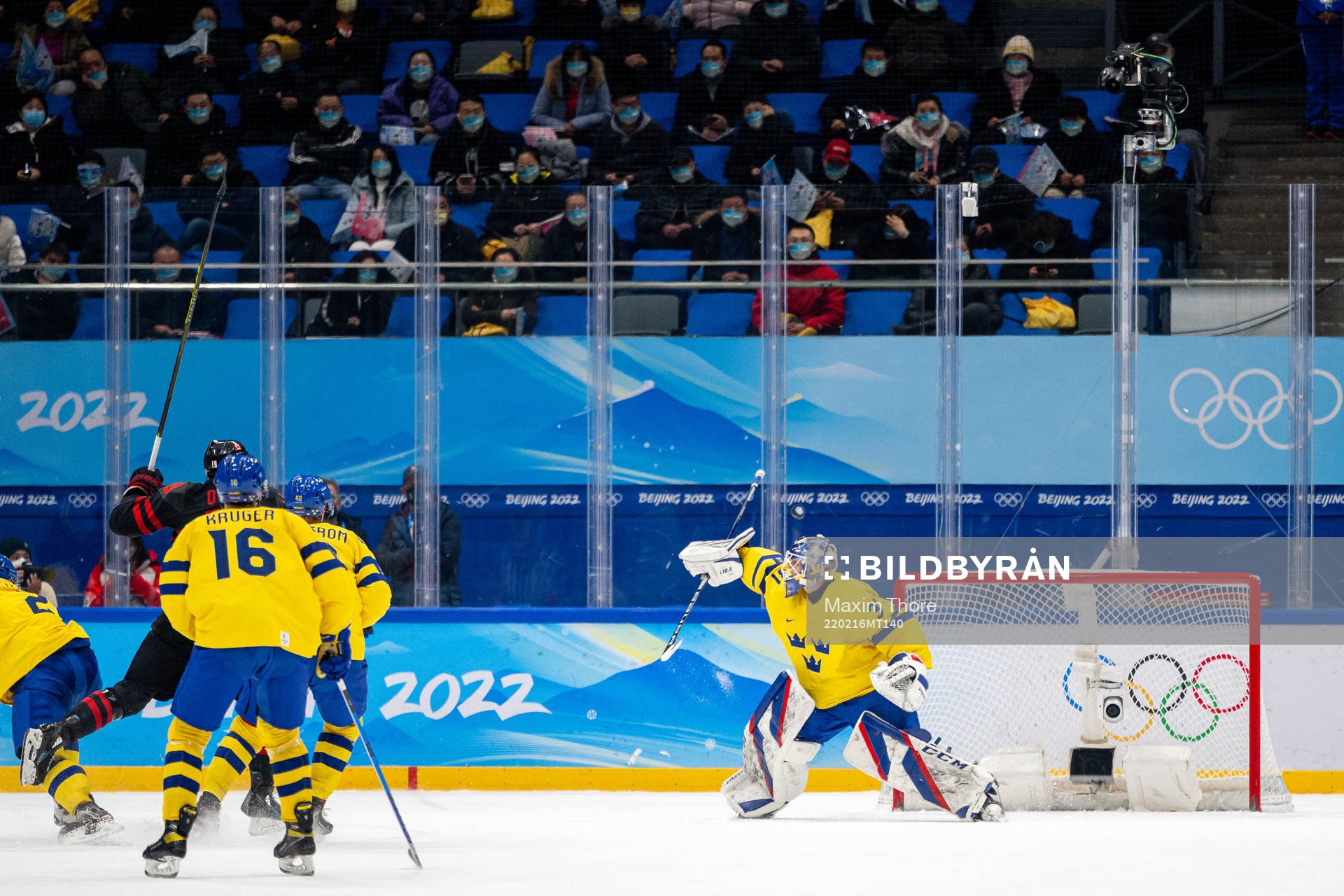 Goaltender Lars Johansson of Sweden in the men’s ice