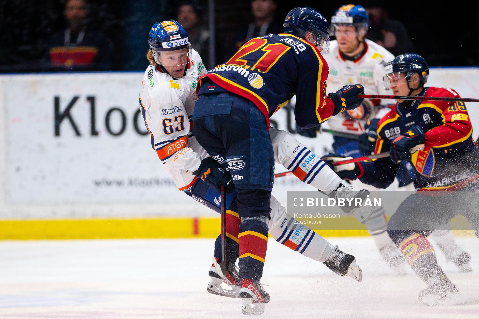 Växjös Michael Krutil och Djurgårdens Filip Cederqvist