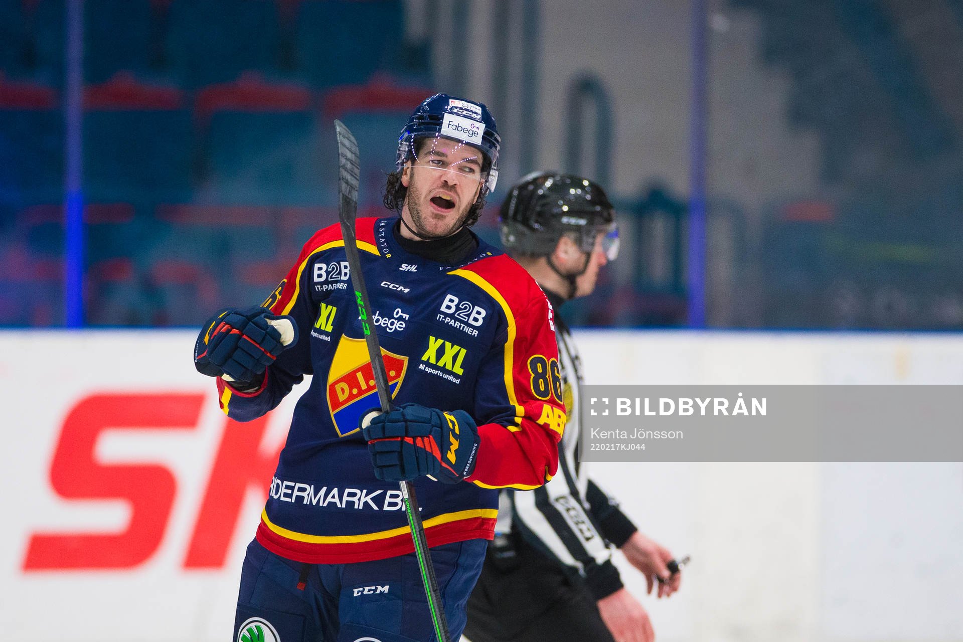 Djurgårdens Eric Gelinas jublar