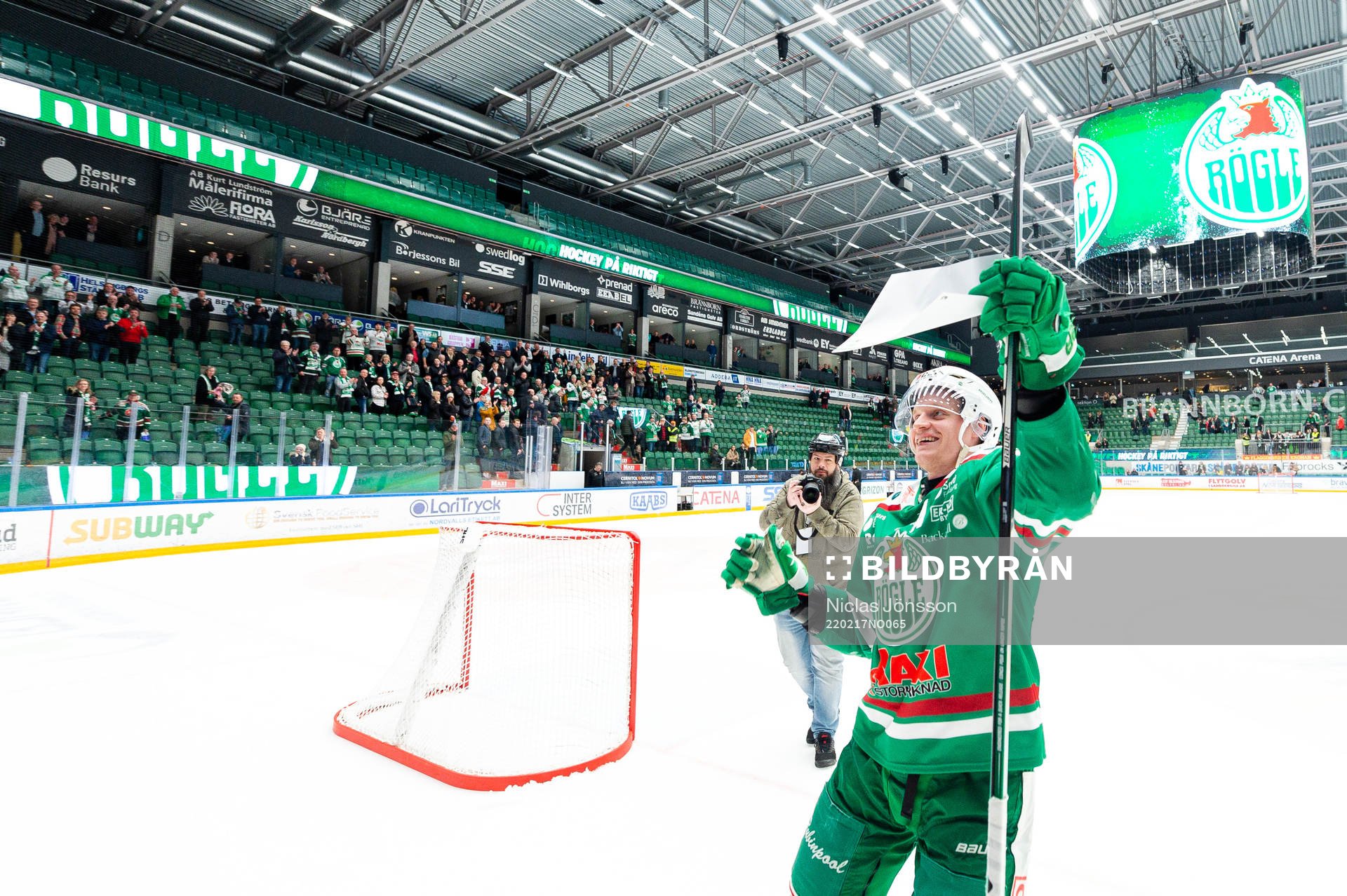 Rögles Anton Bengtsson jublar