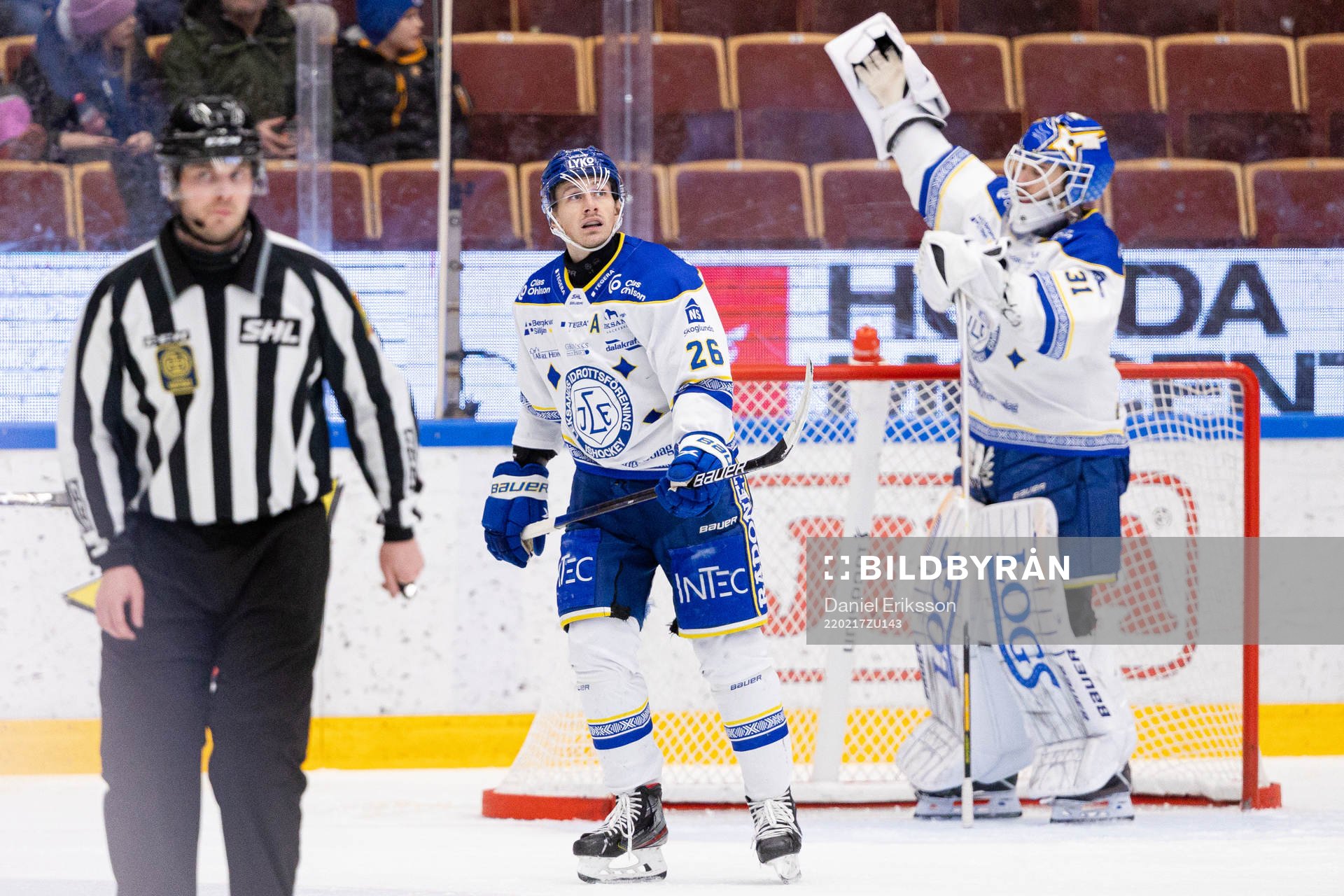 Leksands Patrik Norén och målvakt Kasimir Kaskisuo deppar