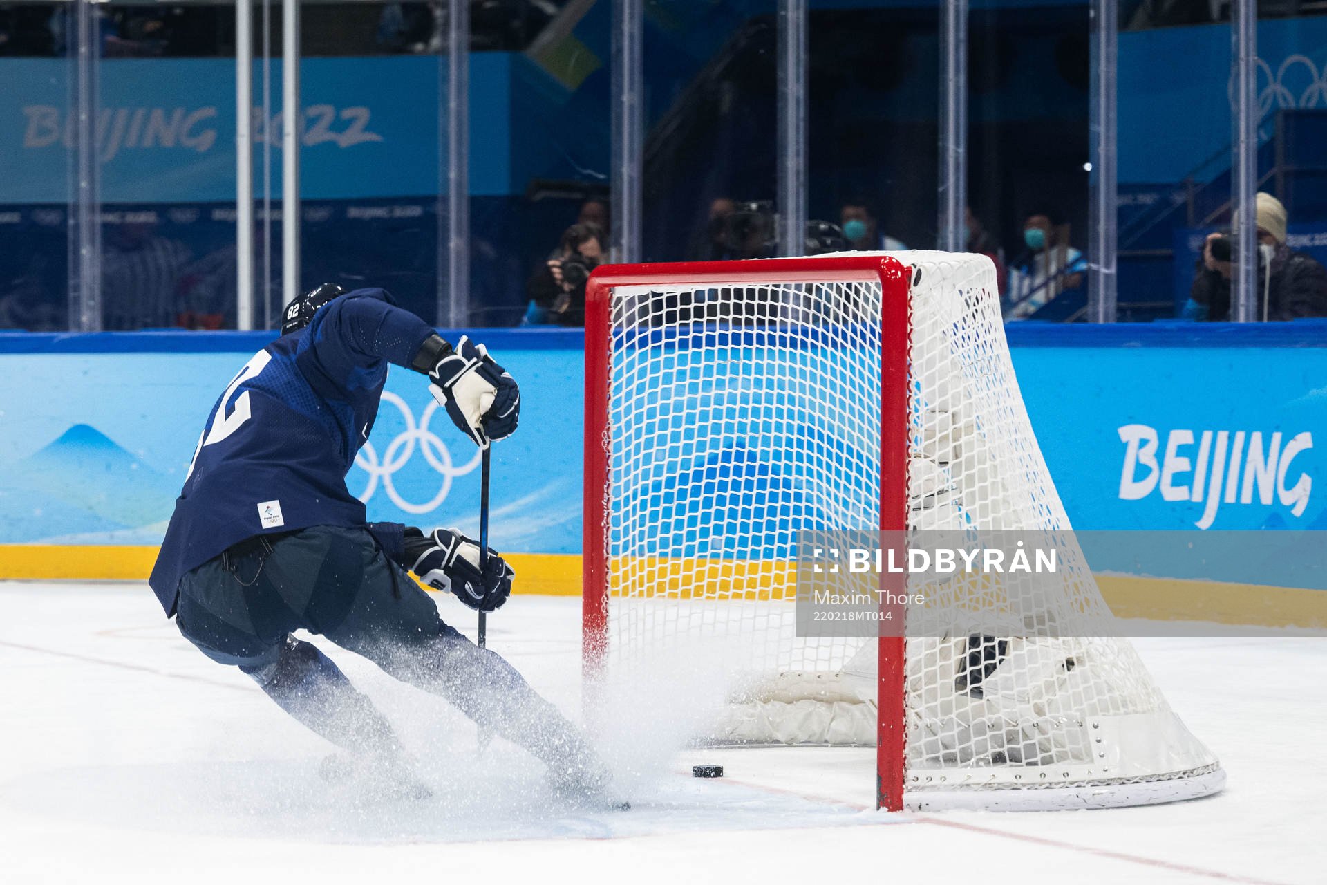 Harri Pesonen of Finland scores the 0-2 goal in the men’s