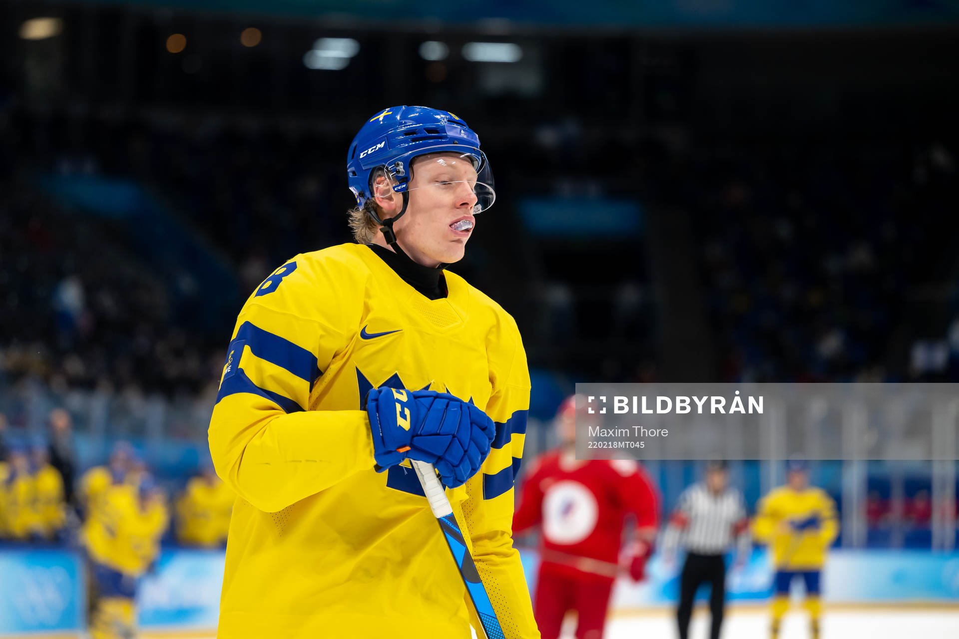 Fredrik Olofsson of Sweden looks dejected in the men’s