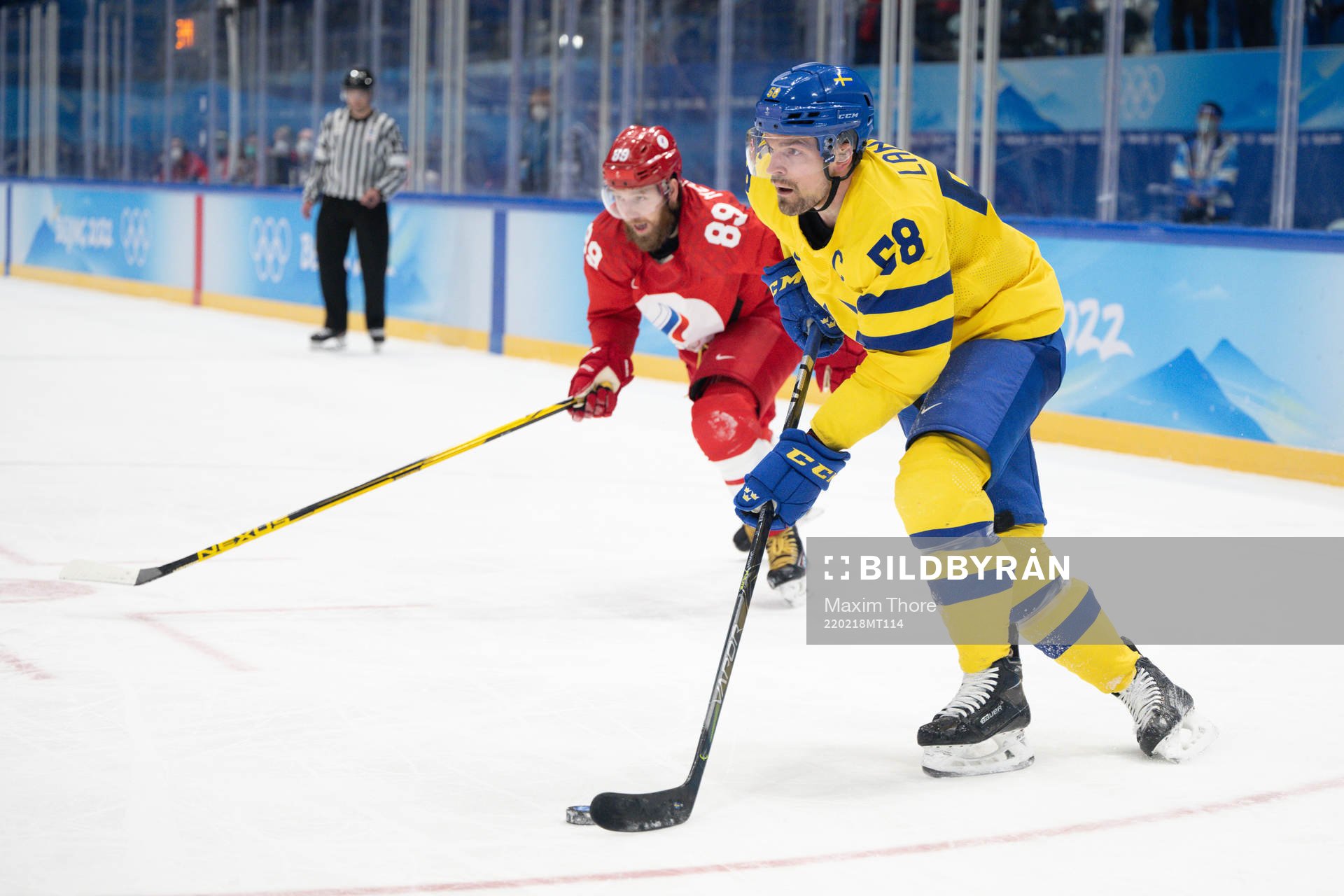 Anton Lander of Sweden in the men’s ice hockey semifinal