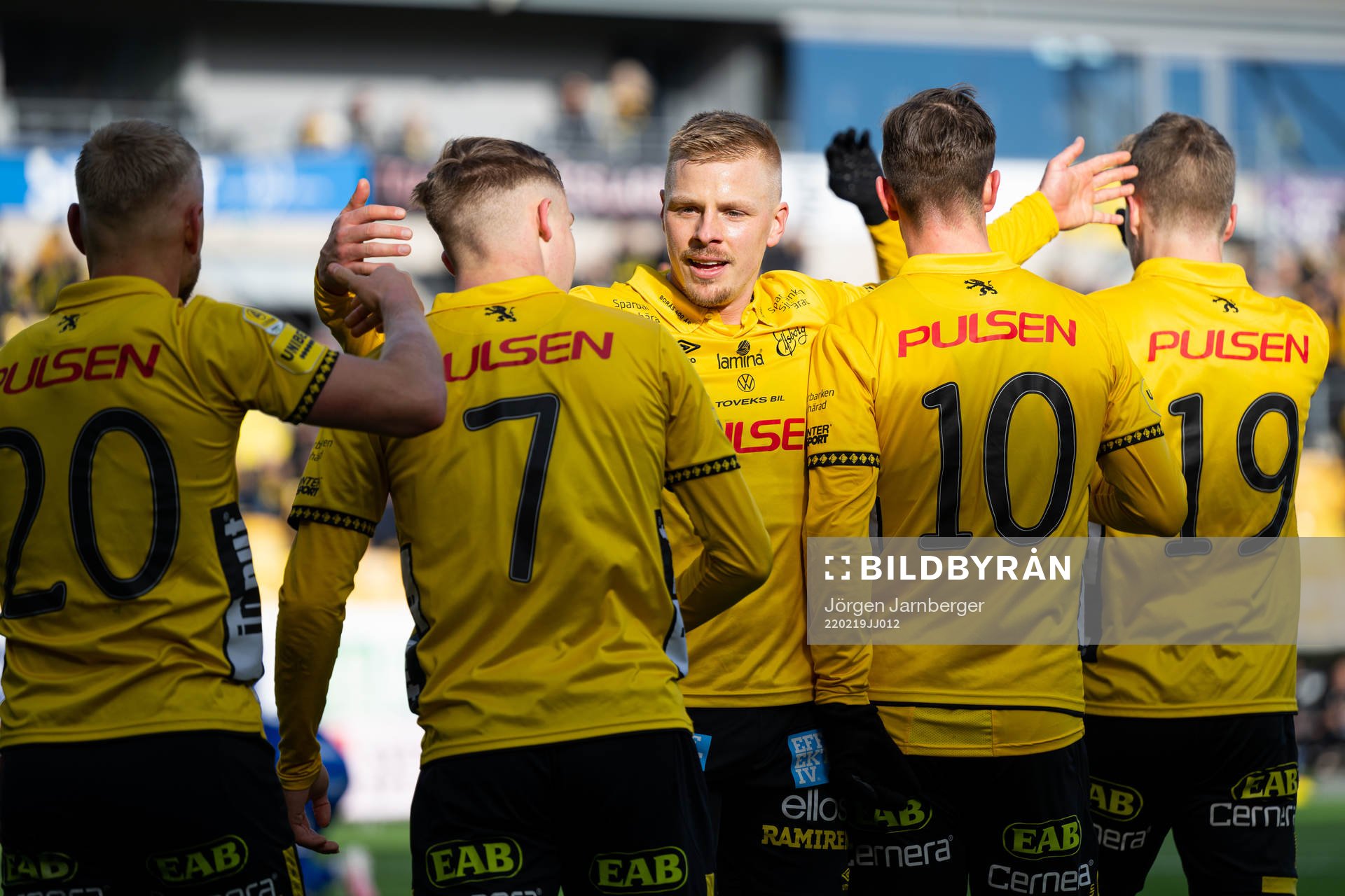 Elfsborgs Jacob Ondrejka har gjort 1-0 och jublar med Per