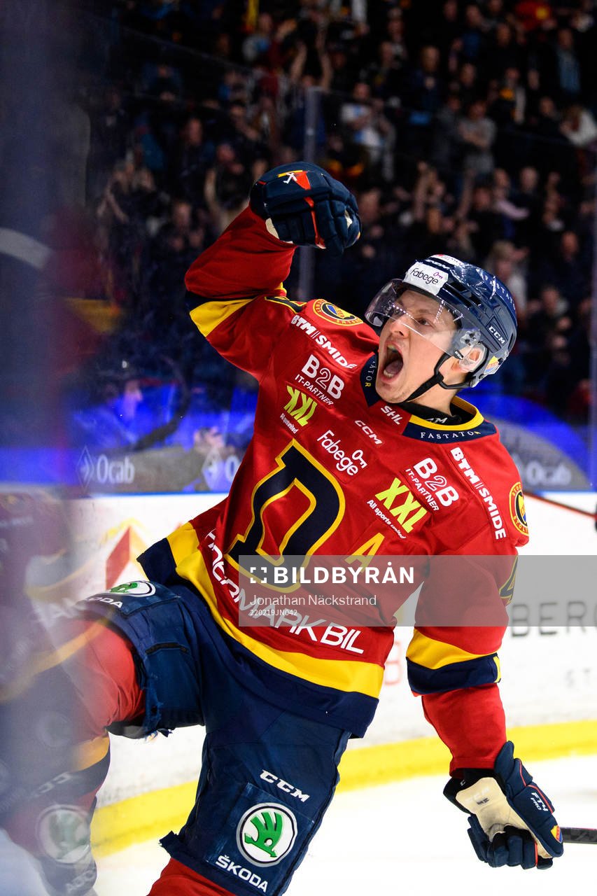 Djurgårdens Rhett Rakhshani jublar