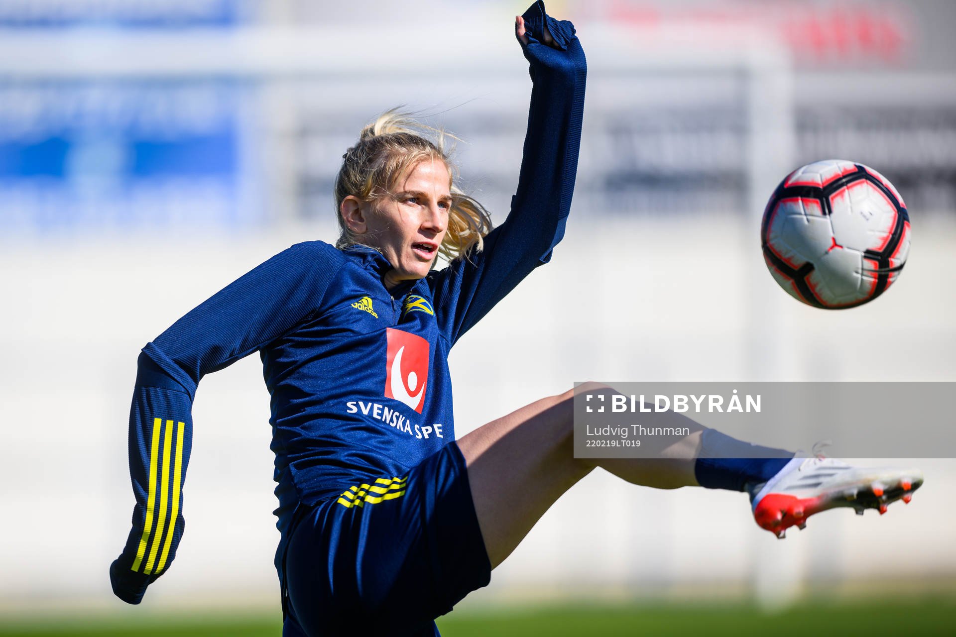 Sofia Jakobsson during a training session with the women's national football team of Sweden on February 19, 2022 in Ferreiras. 