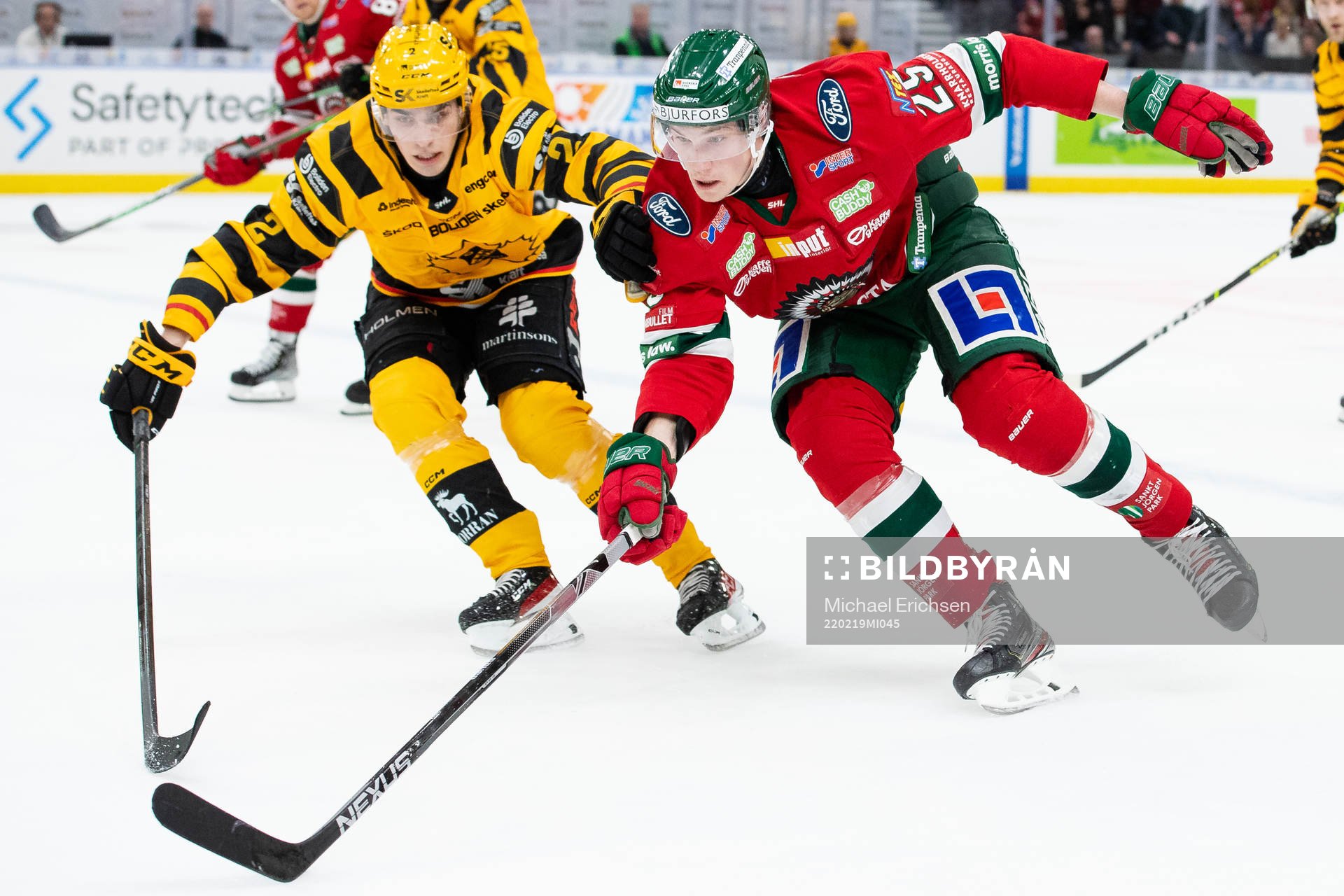 Skellefteås Adam Wilsby och Frölundas Elmer Söderblom