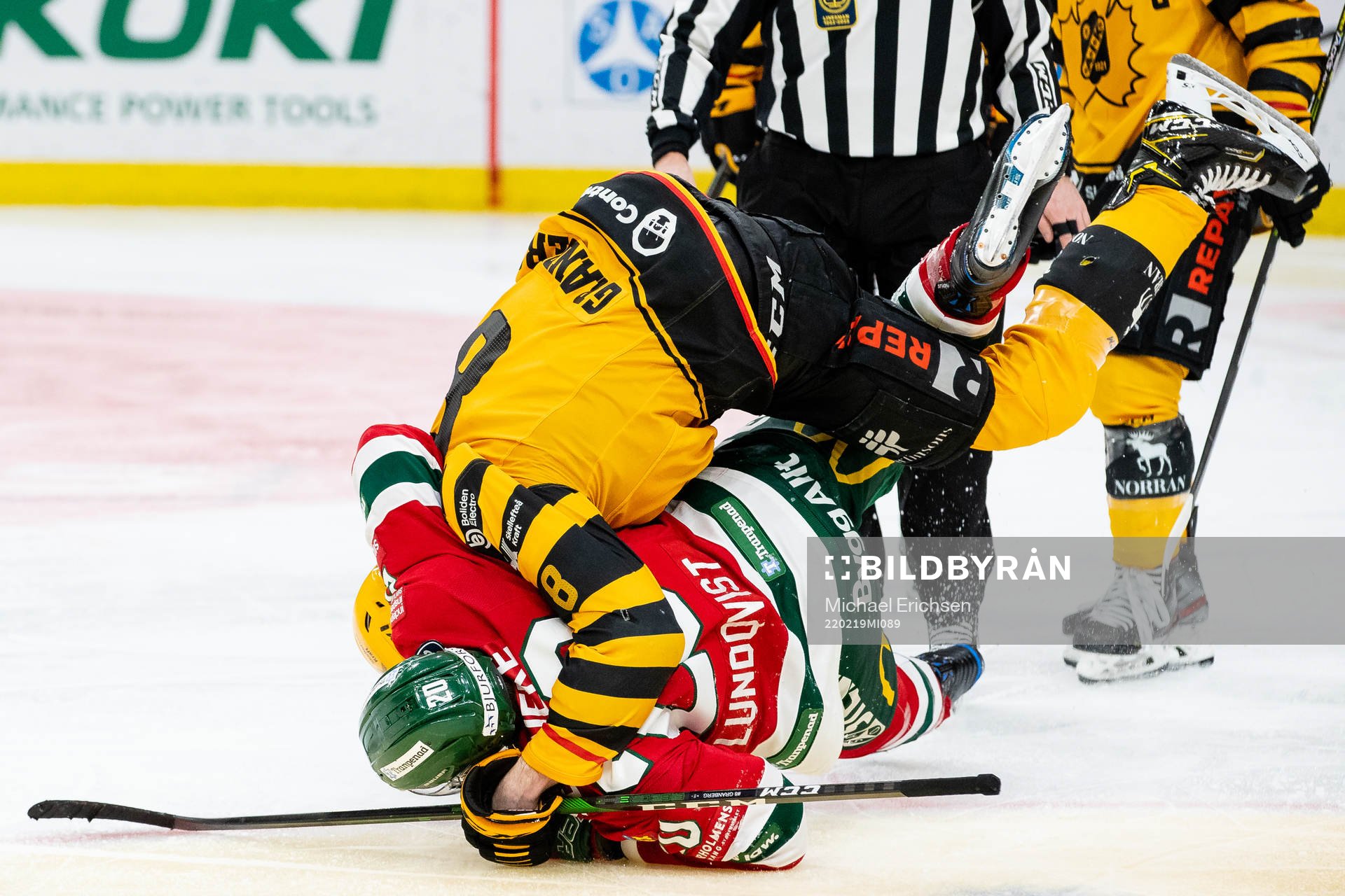 Skellefteås Petter Granberg och Frölundas Joel Lundqvist