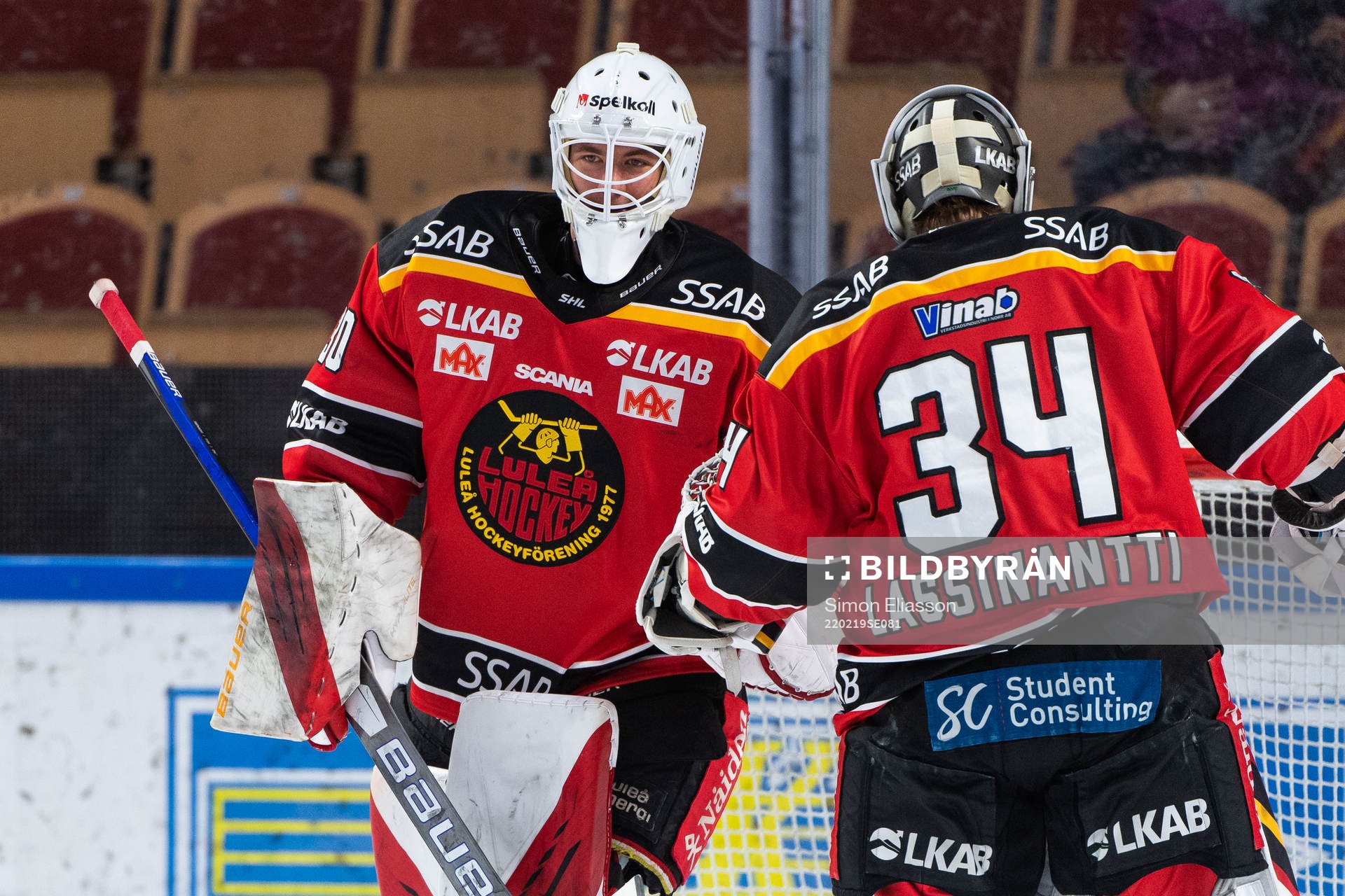 Luleås målvakt Sebastian Andersson och målvakt Joel