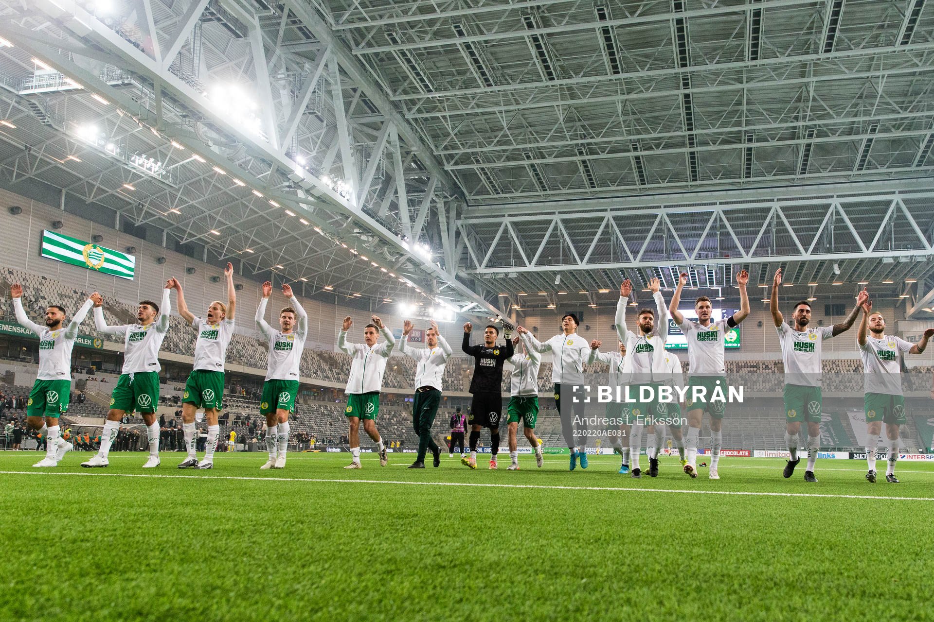 Hammarbys spelare tackar publiken