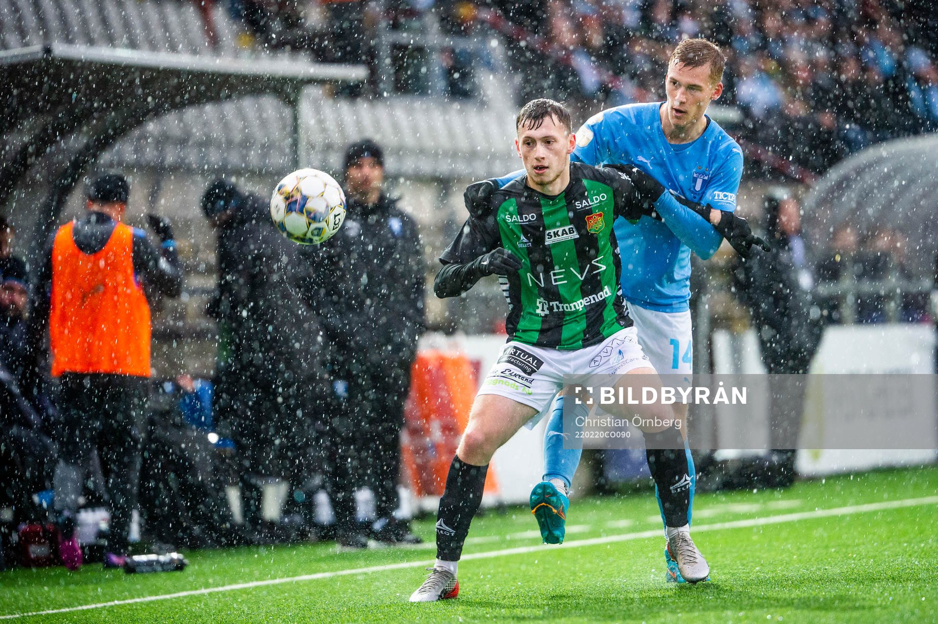 GAIS Ben Morris och Malmö FFs Felix Beijmo
