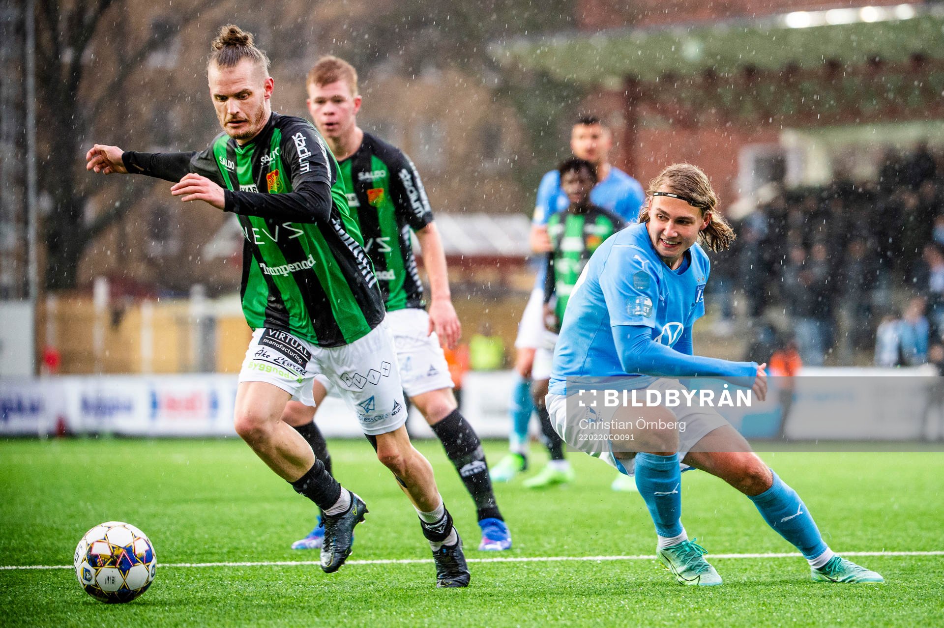 GAIS Jonas Lindberg och Malmö FFs Sebastian Nanasi