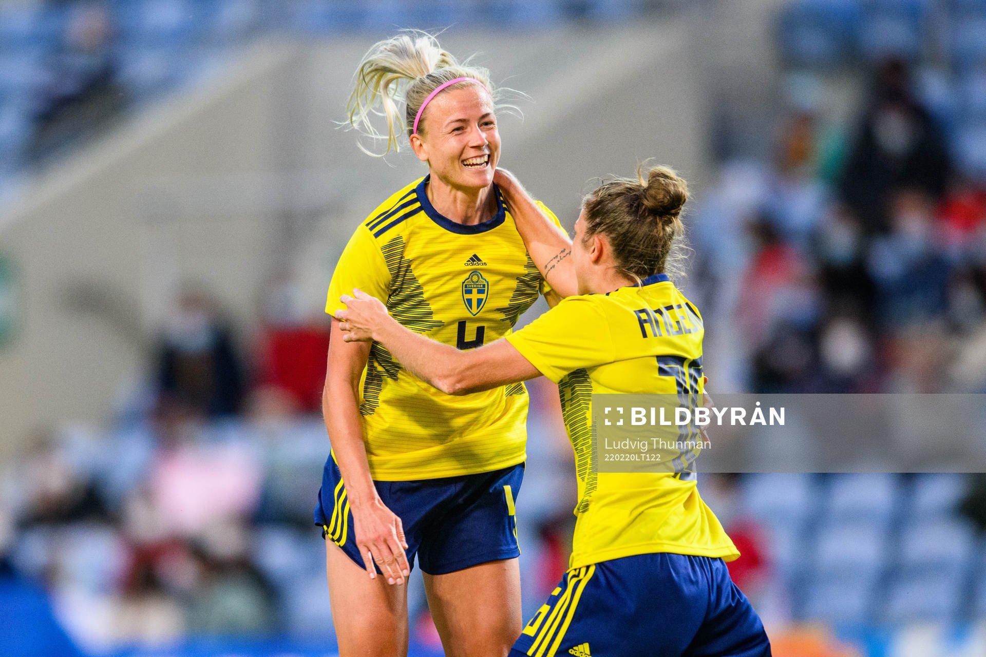 Hanna Glas celebrates with Filippa Angeldahl after scoring 1-0 during the Algarve Cup football match between Portugal and Sweden on February 20, 2022 in Faro.