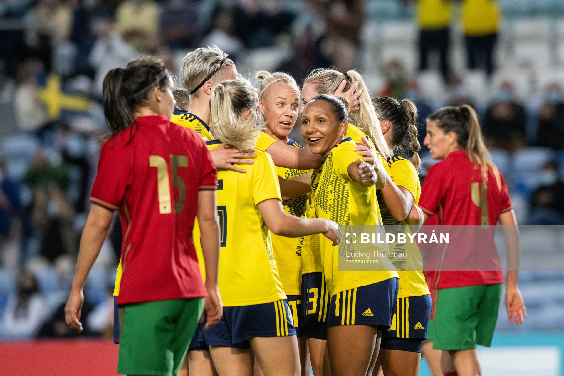Amanda Ilestedt celebrates with her team mates