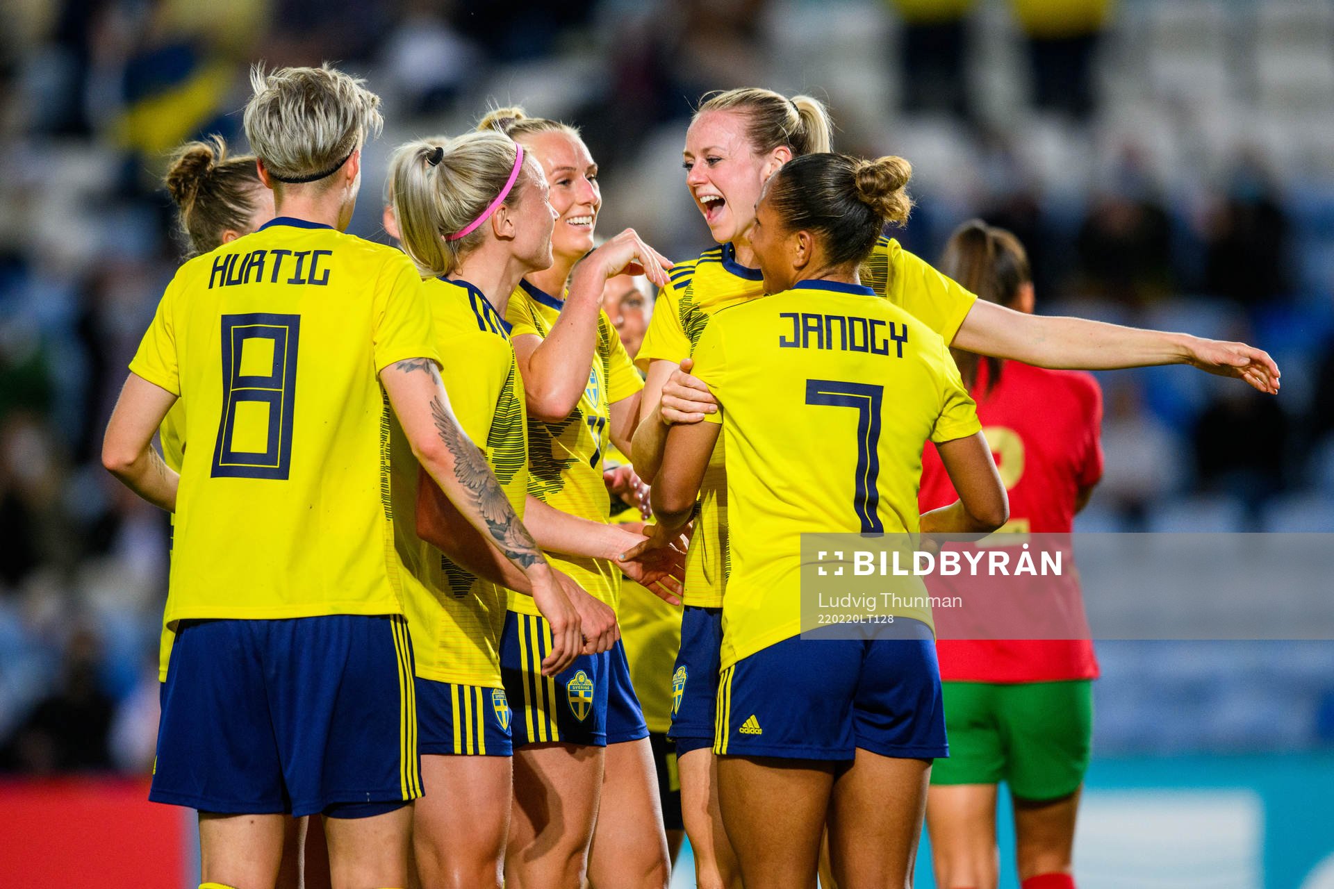 Emma Kullberg celebrates with Amanda Ilestedt of Sweden