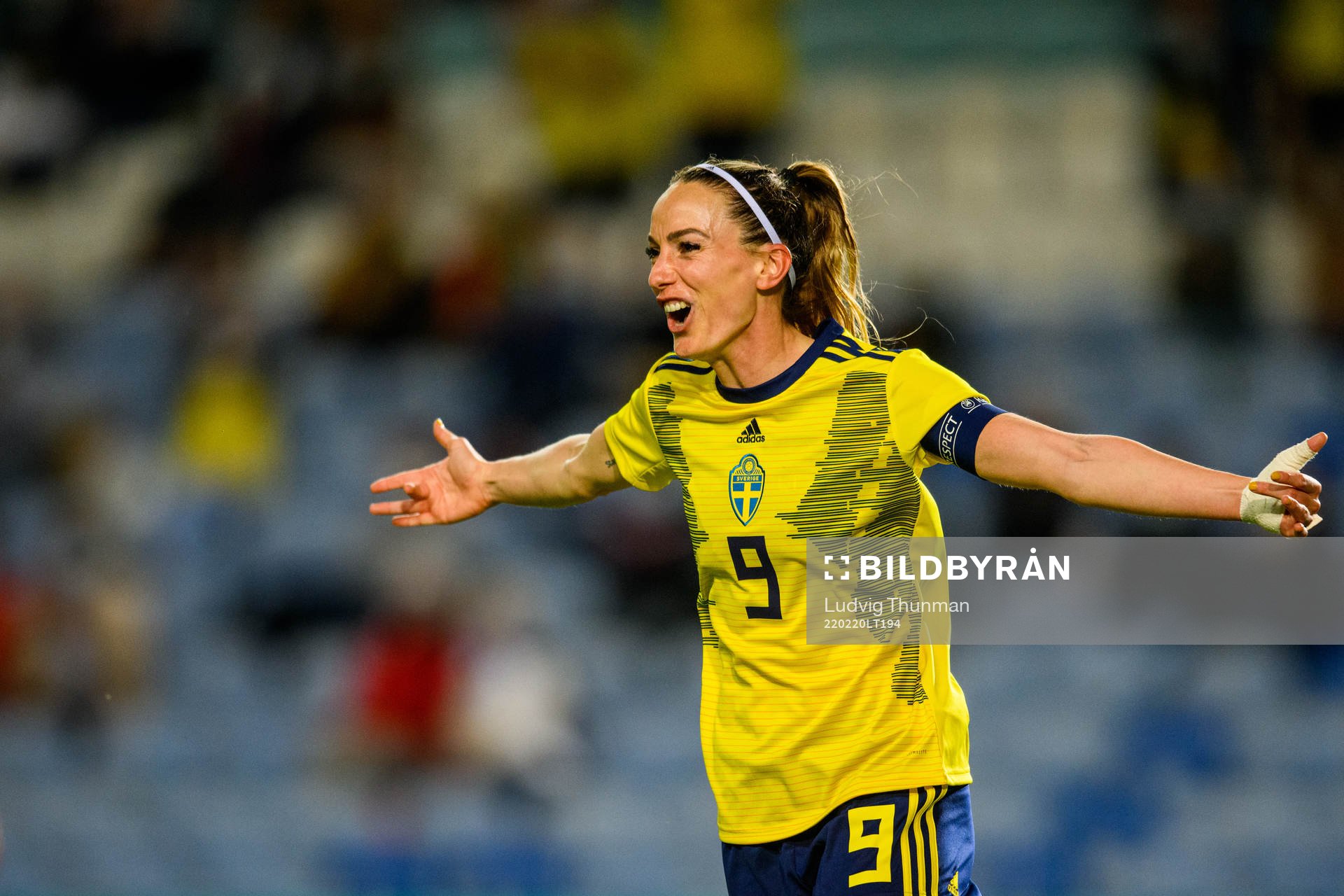 Kosovare Asllani of Sweden celebrates