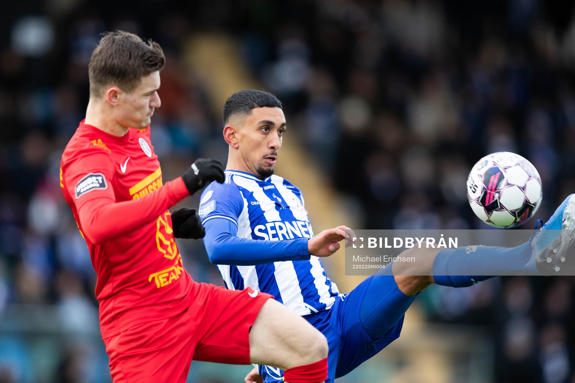 IFK Göteborgs Amir Al-Ammari och Landskronas Robin Dzabic