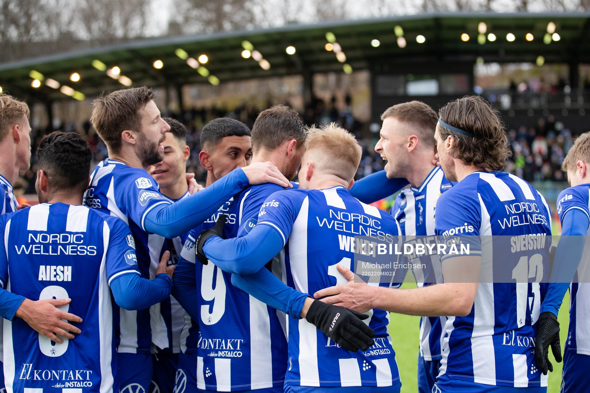 IFK Göteborgs Oscar Wendt jublar med lagkamrater